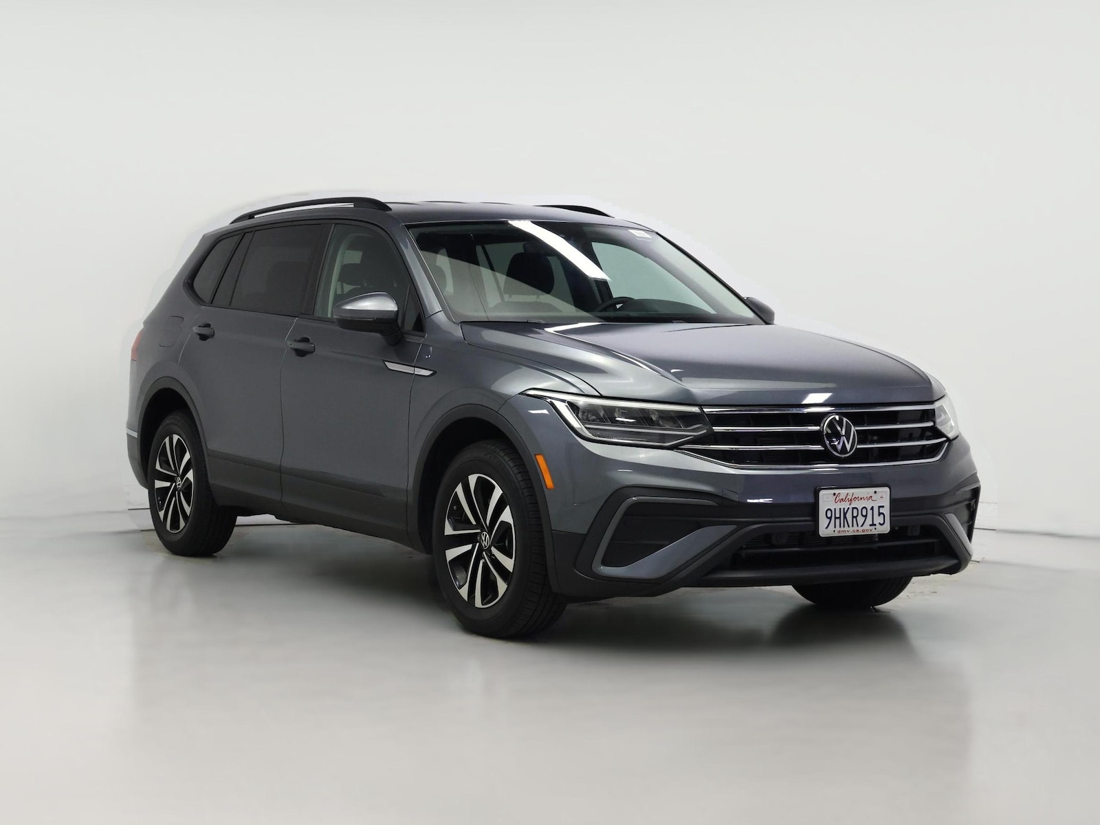 2023 Volkswagen Tiguan S - Photo 1