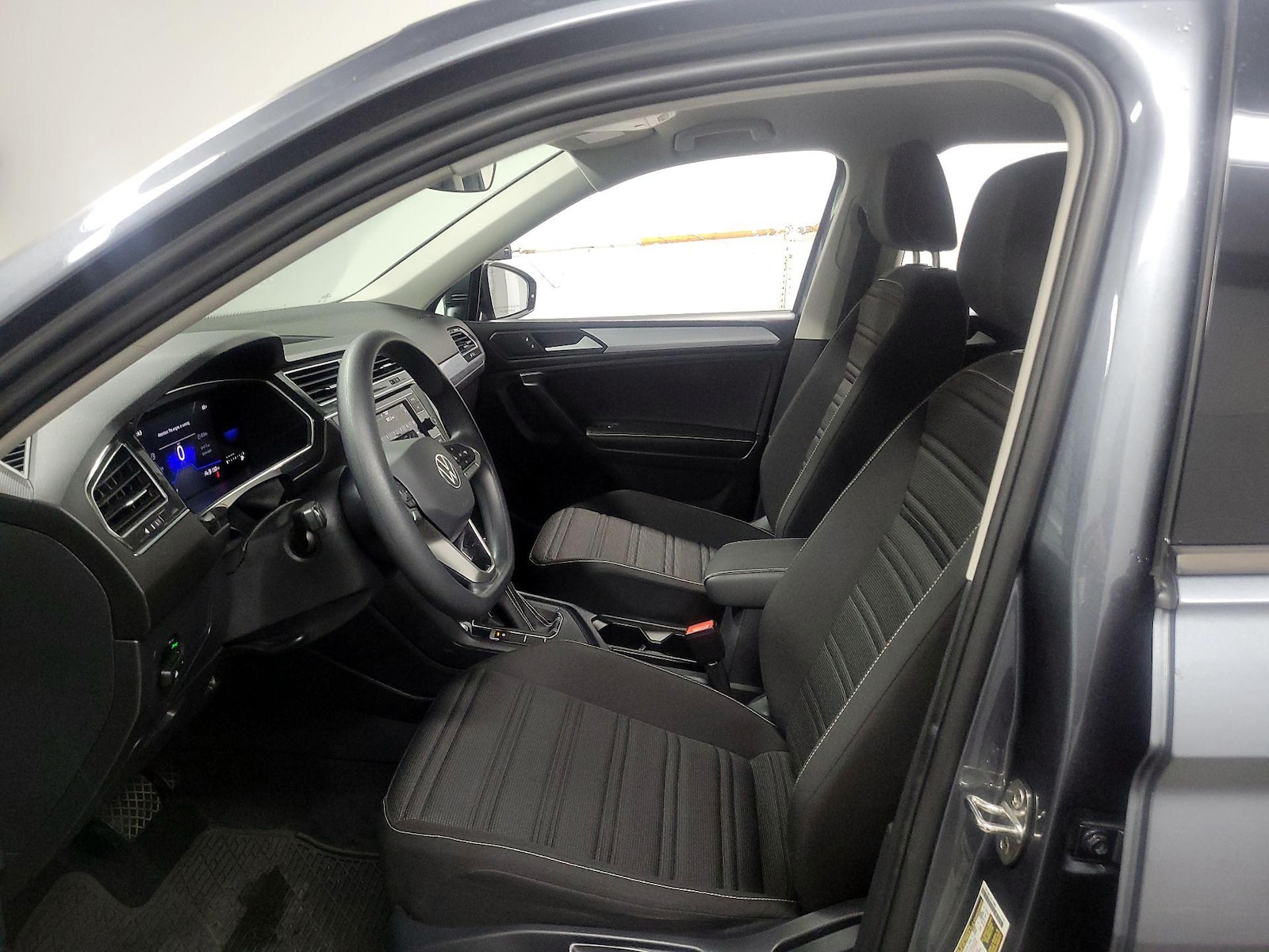 2023 Volkswagen Tiguan S - Photo 12