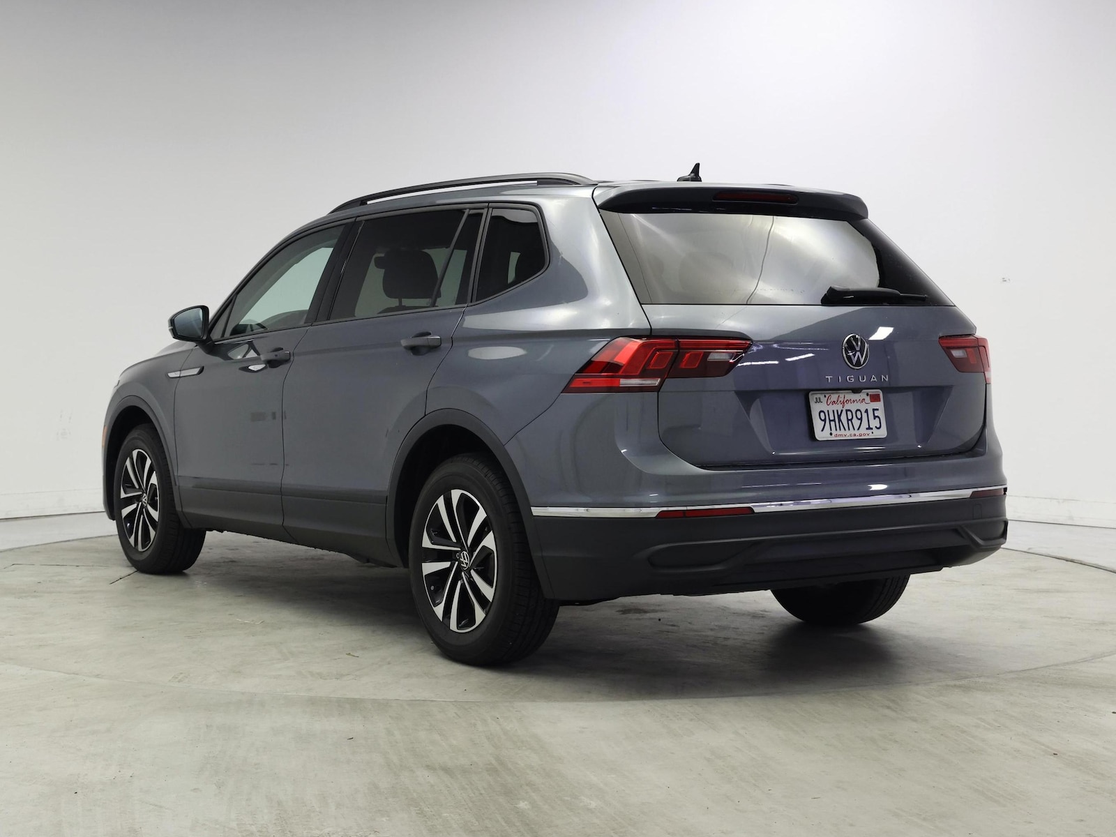 2023 Volkswagen Tiguan S - Photo 3