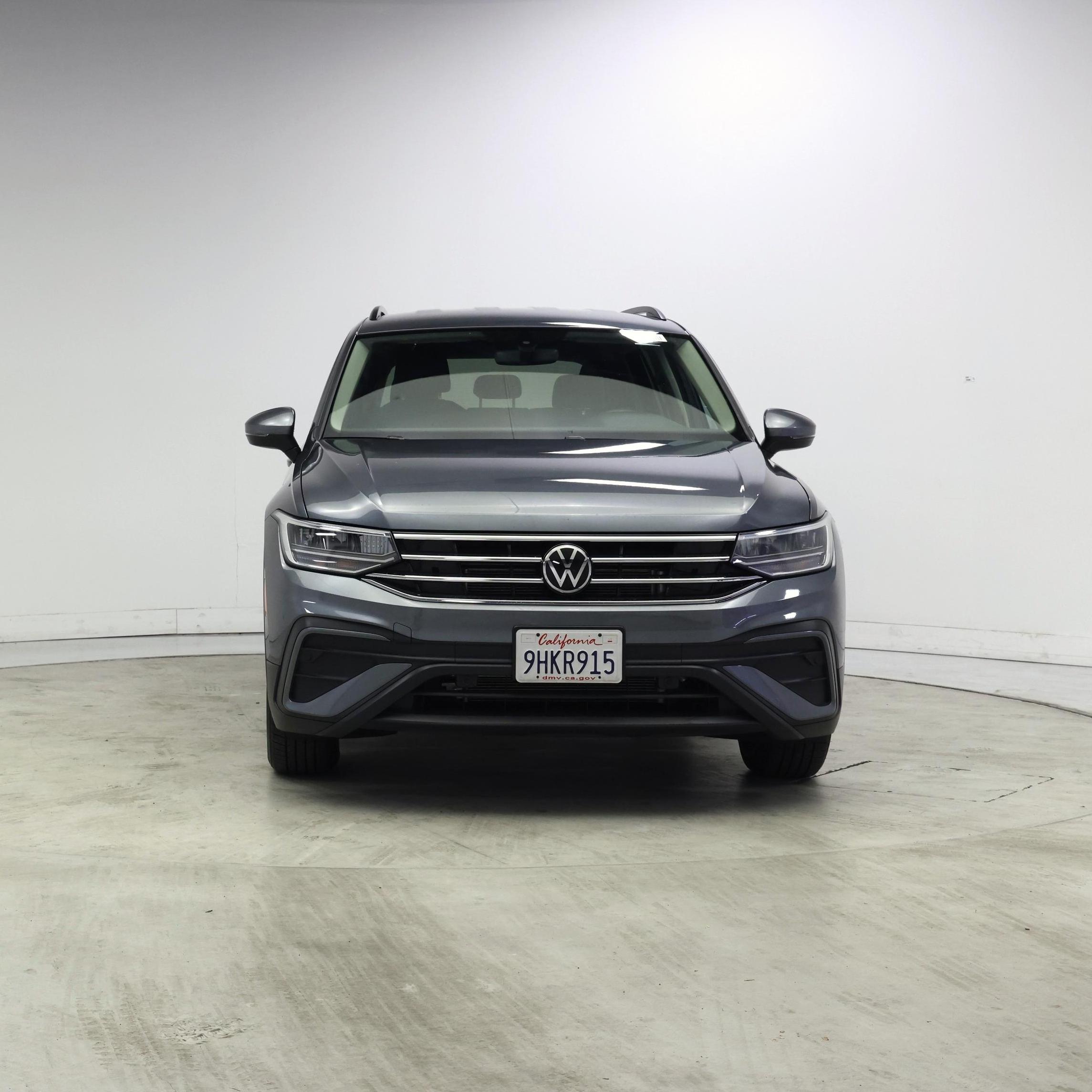 Thumbnail: 2023 Volkswagen Tiguan - 5