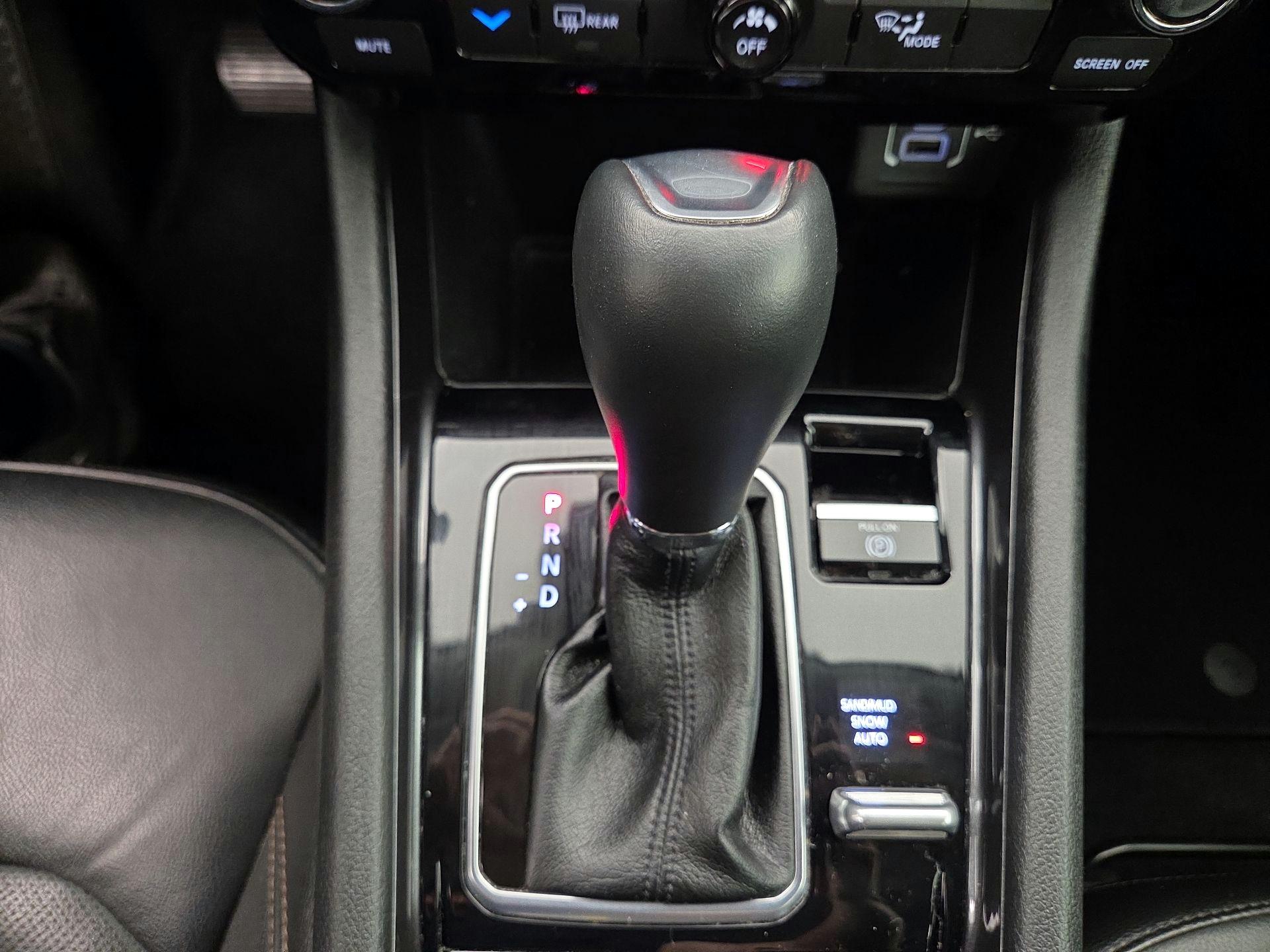 Thumbnail: 2022 Jeep Compass - 17