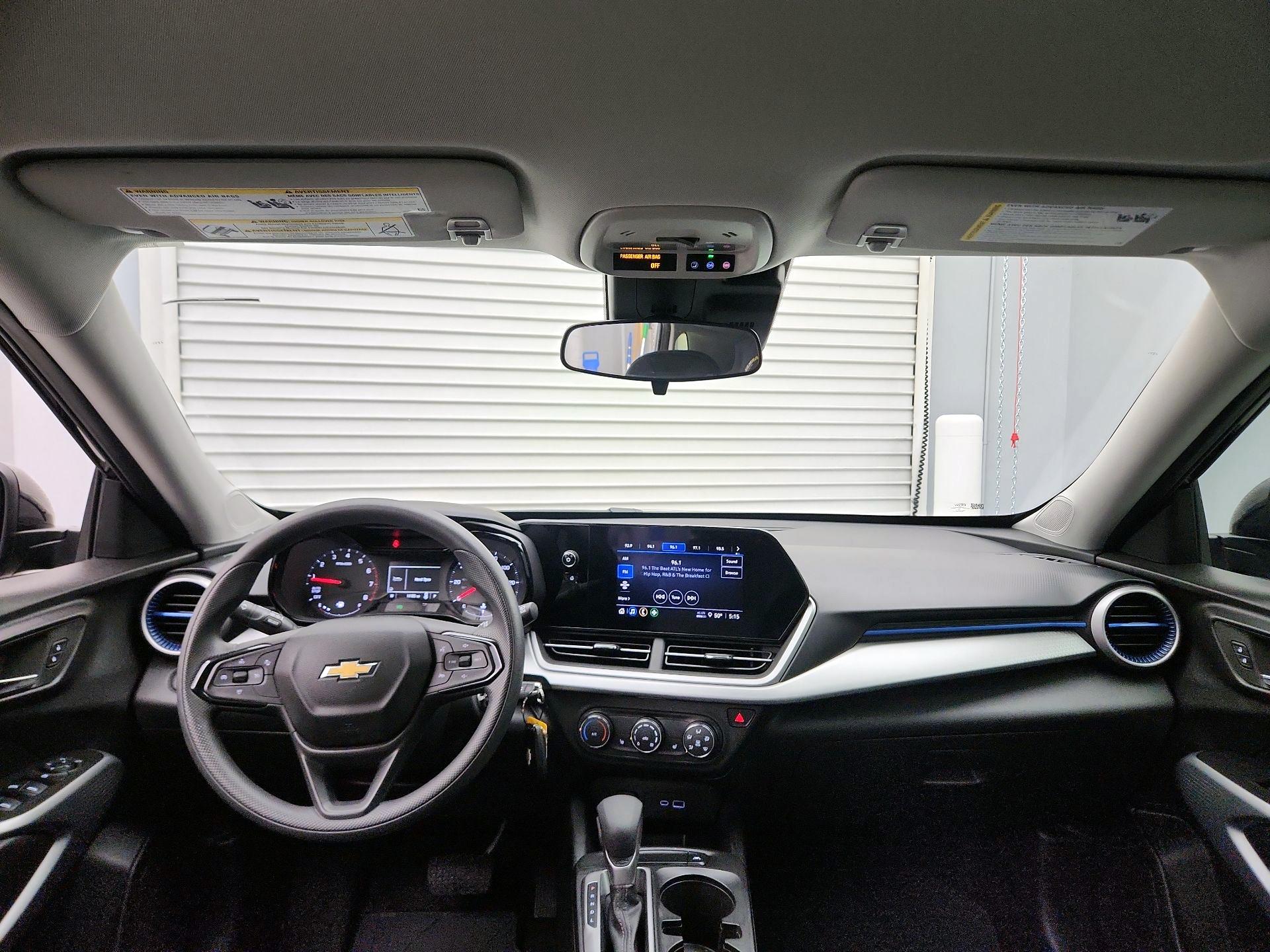 Thumbnail: 2025 Chevrolet Trax - 9