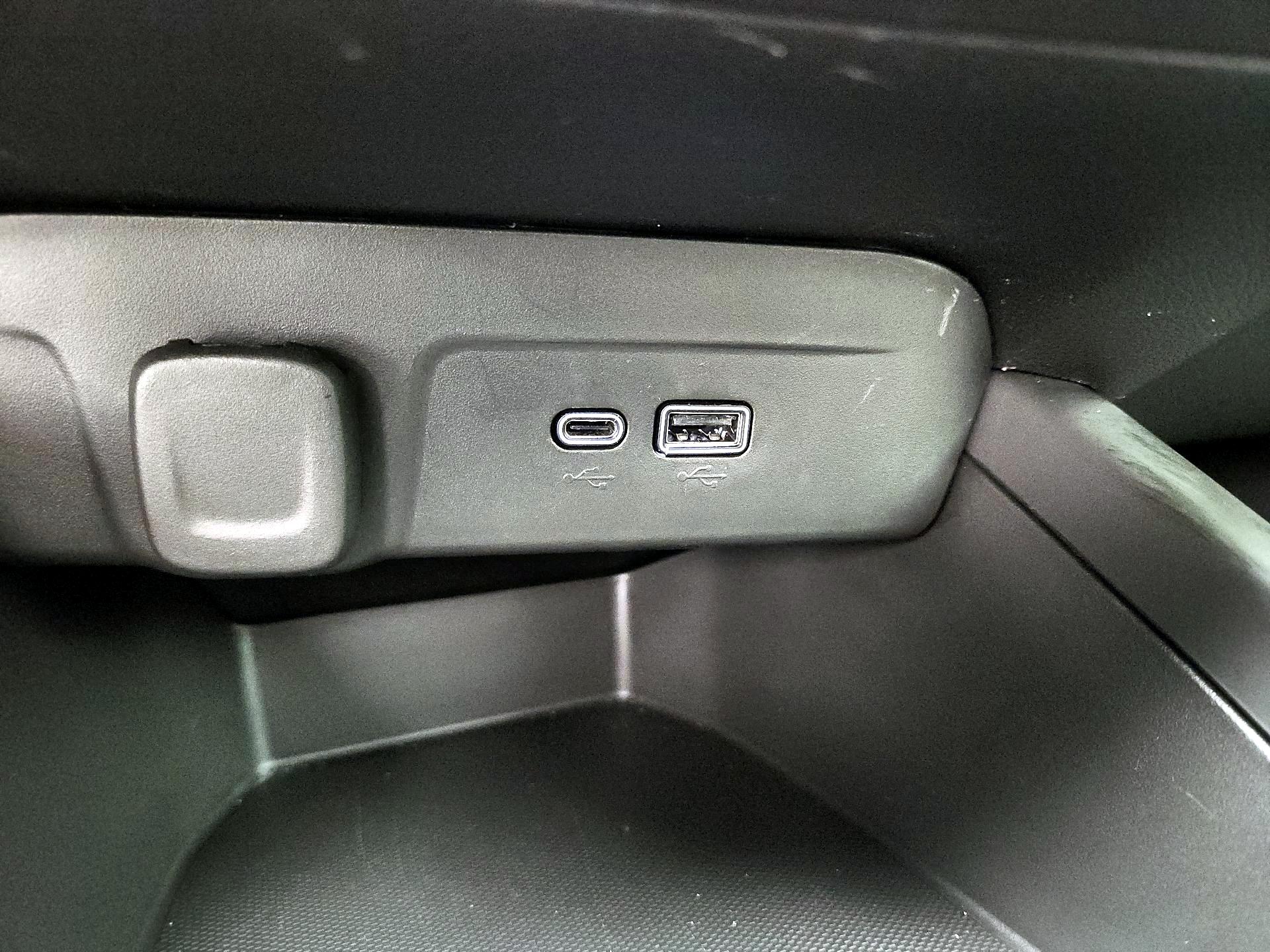 Thumbnail: 2025 Chevrolet Trax - 18