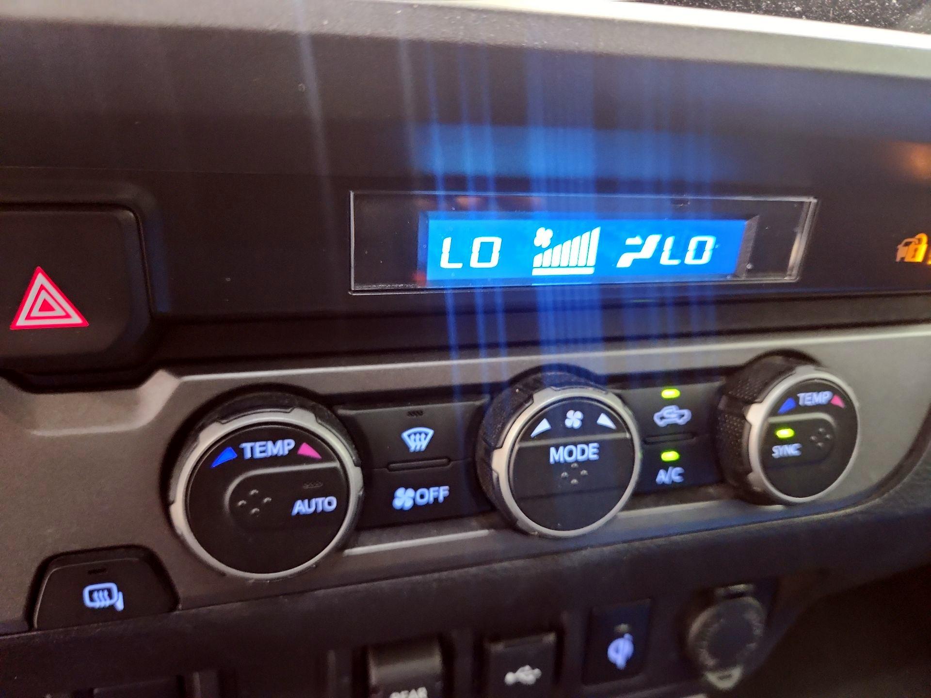 Thumbnail: 2021 Toyota Tacoma - 16