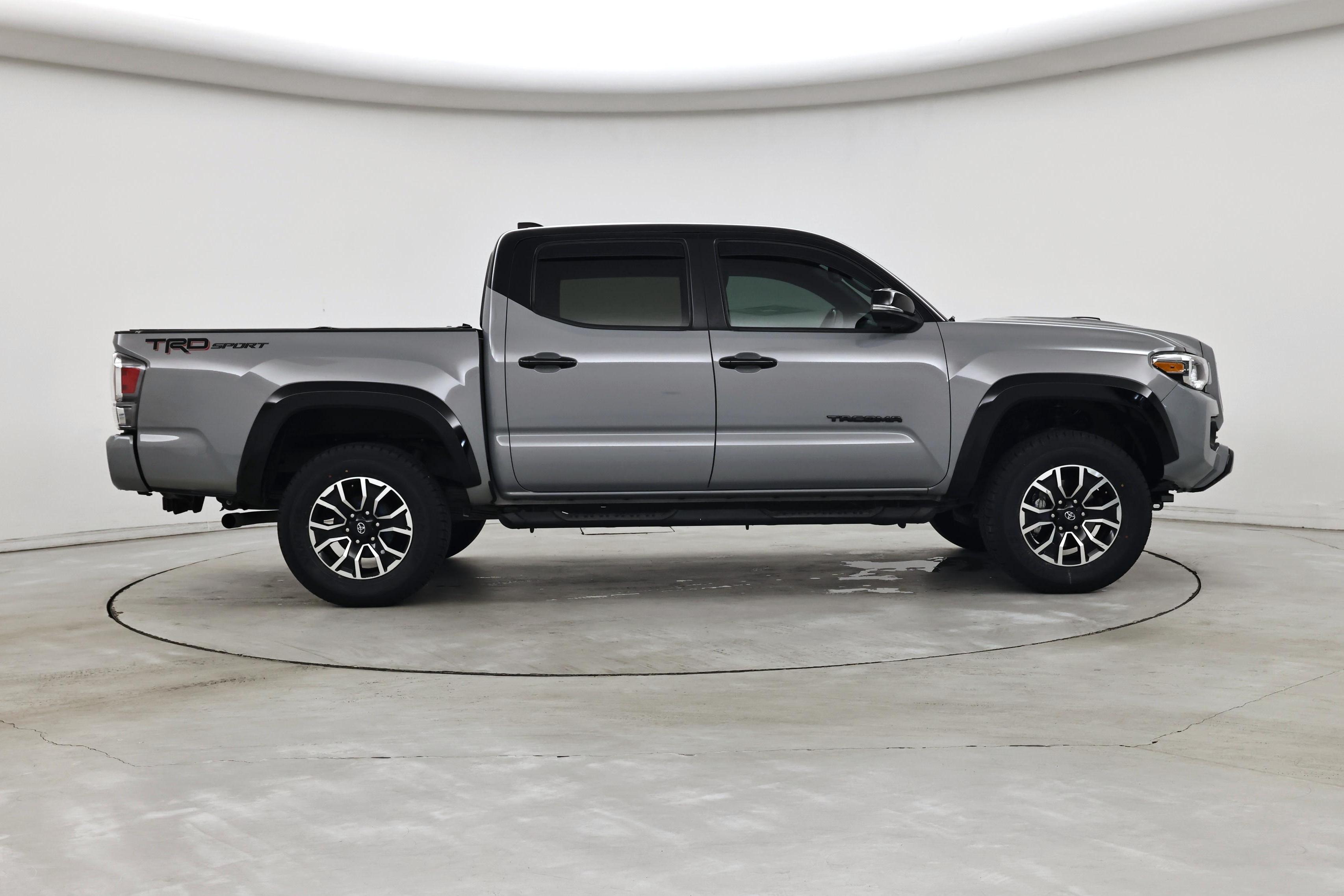 Thumbnail: 2021 Toyota Tacoma - 7