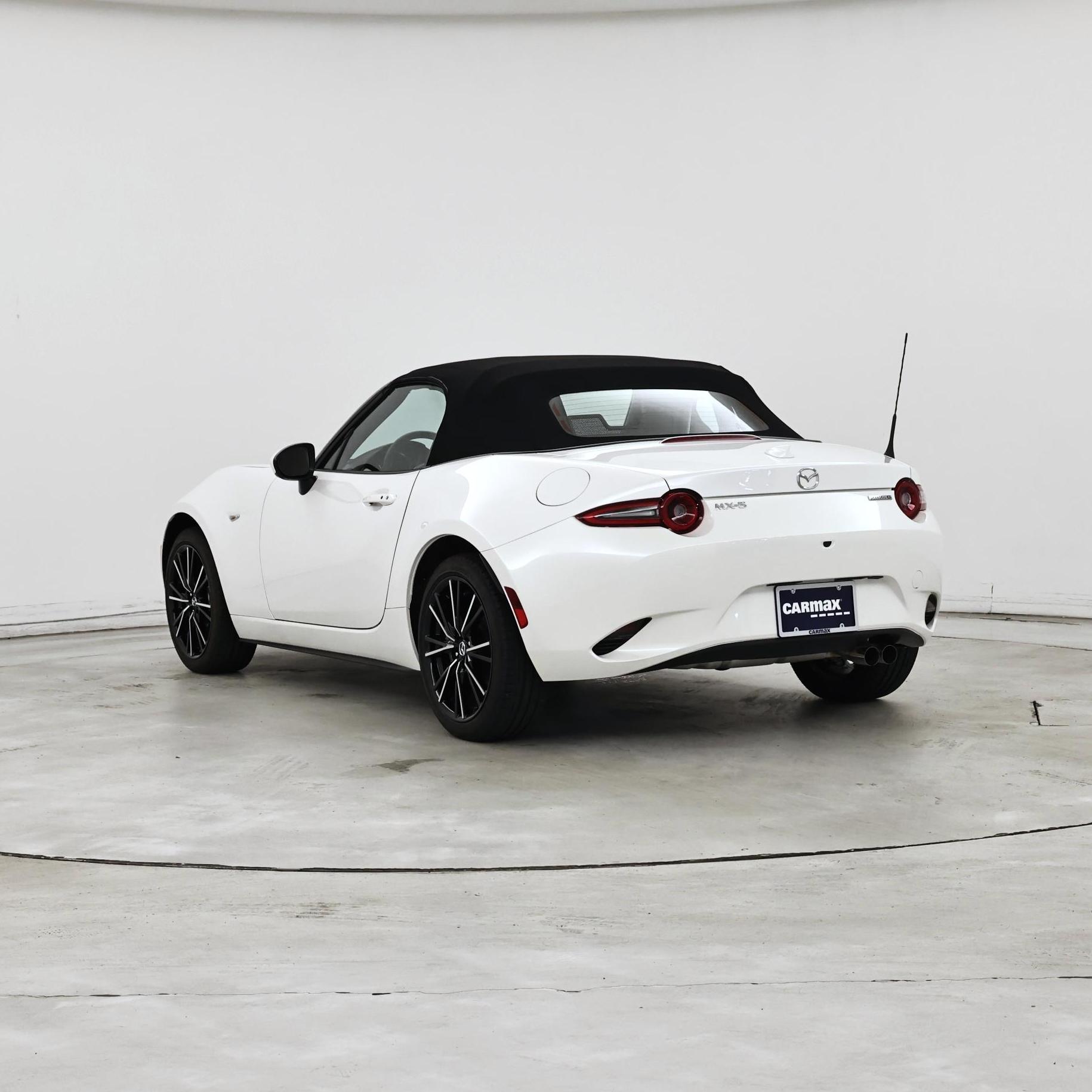 Thumbnail: 2025 Mazda MX-5 Miata - 2