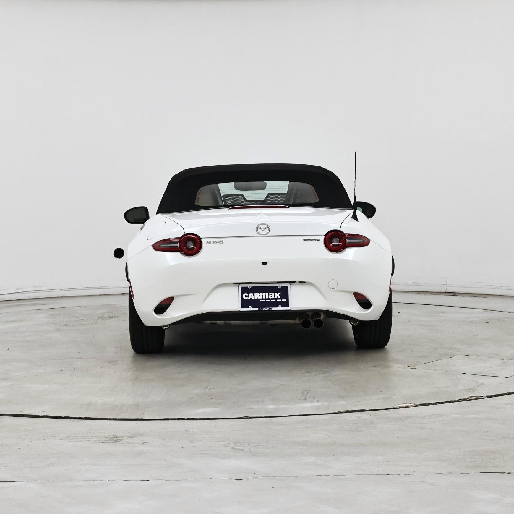 Thumbnail: 2025 Mazda MX-5 Miata - 6