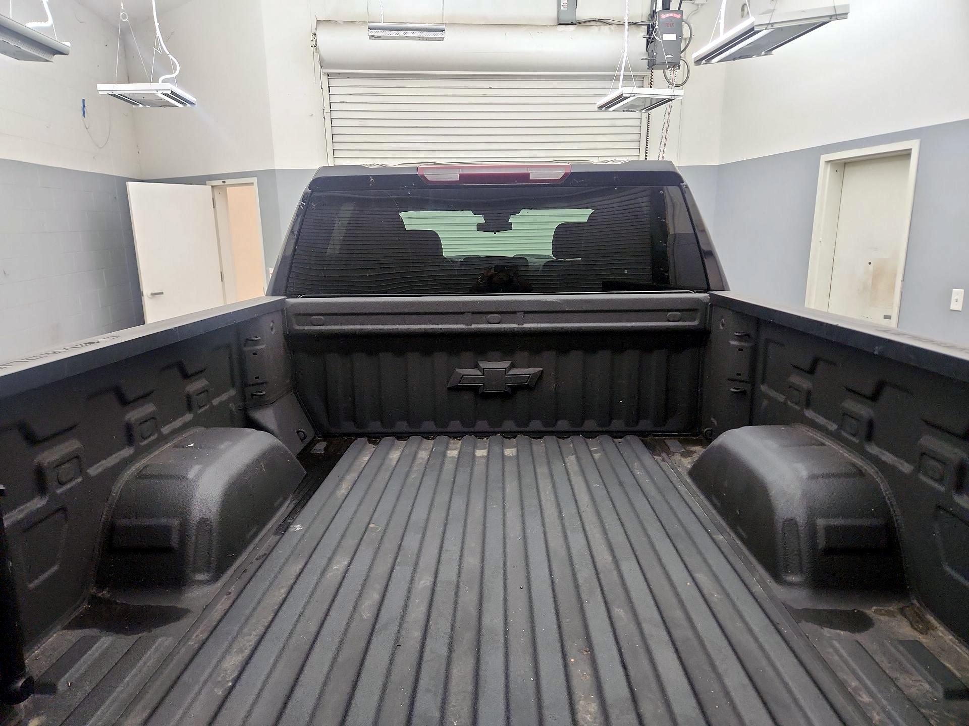 Thumbnail: 2023 Chevrolet Silverado 1500 - 20