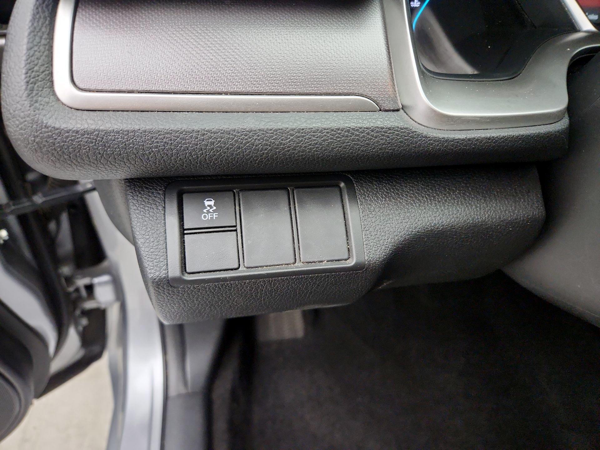 Thumbnail: 2016 Honda Civic - 13