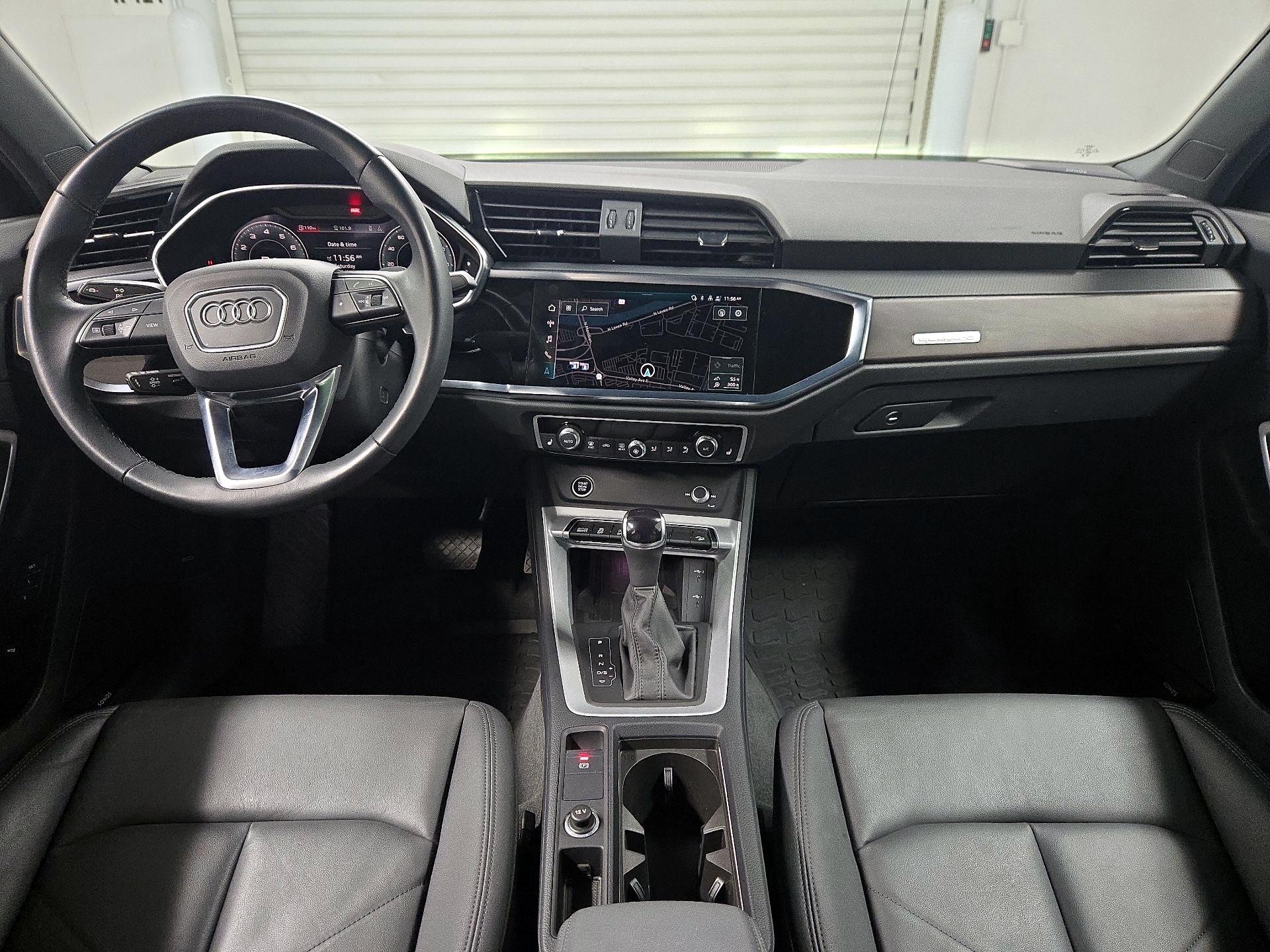 Thumbnail: 2023 Audi Q3 - 9