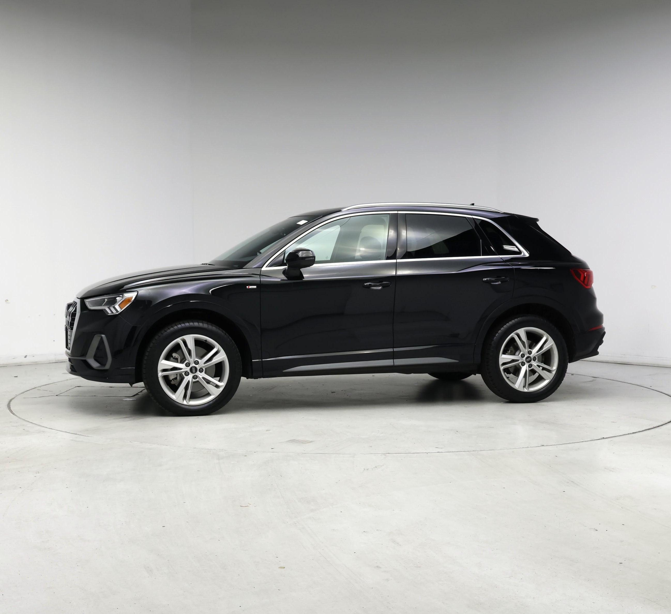 Thumbnail: 2023 Audi Q3 - 3