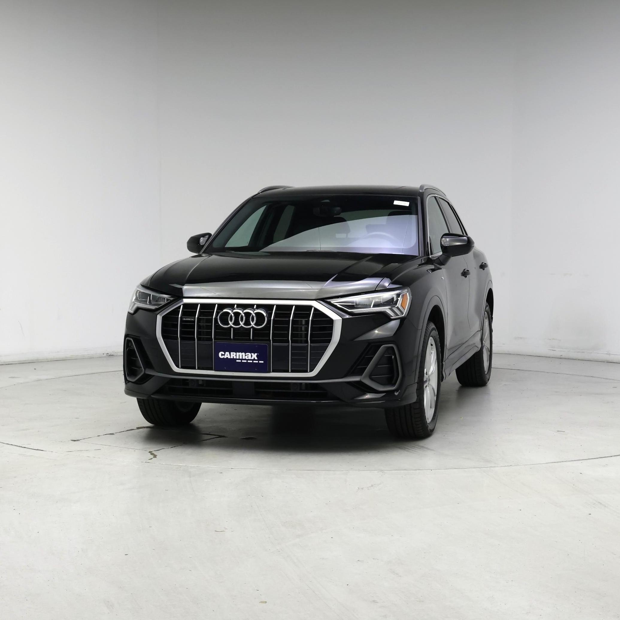 Thumbnail: 2023 Audi Q3 - 4