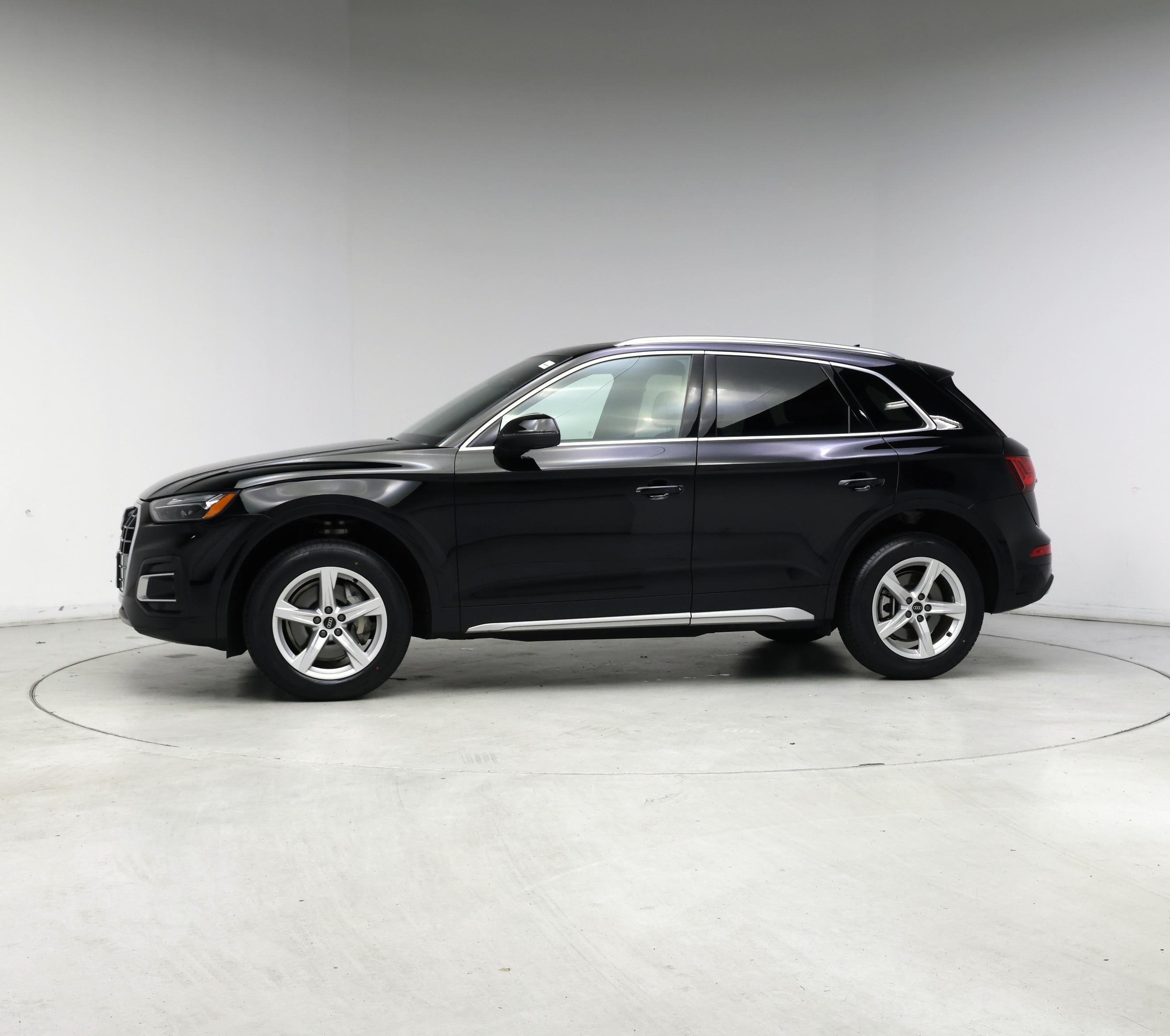 Thumbnail: 2023 Audi Q5 - 3