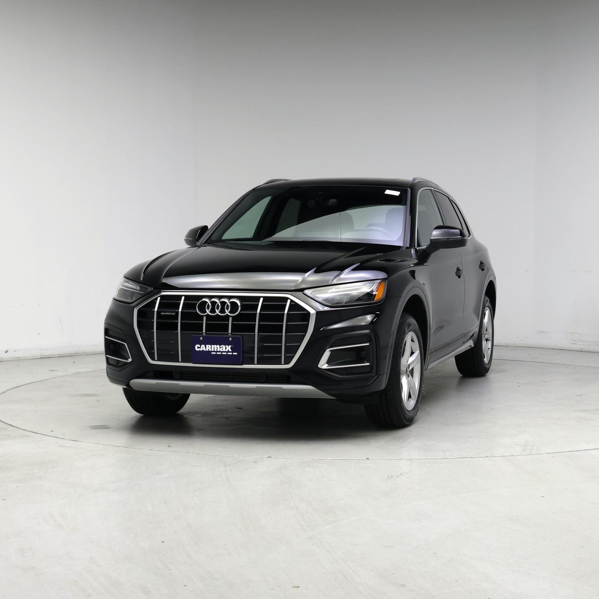 Thumbnail: 2023 Audi Q5 - 4