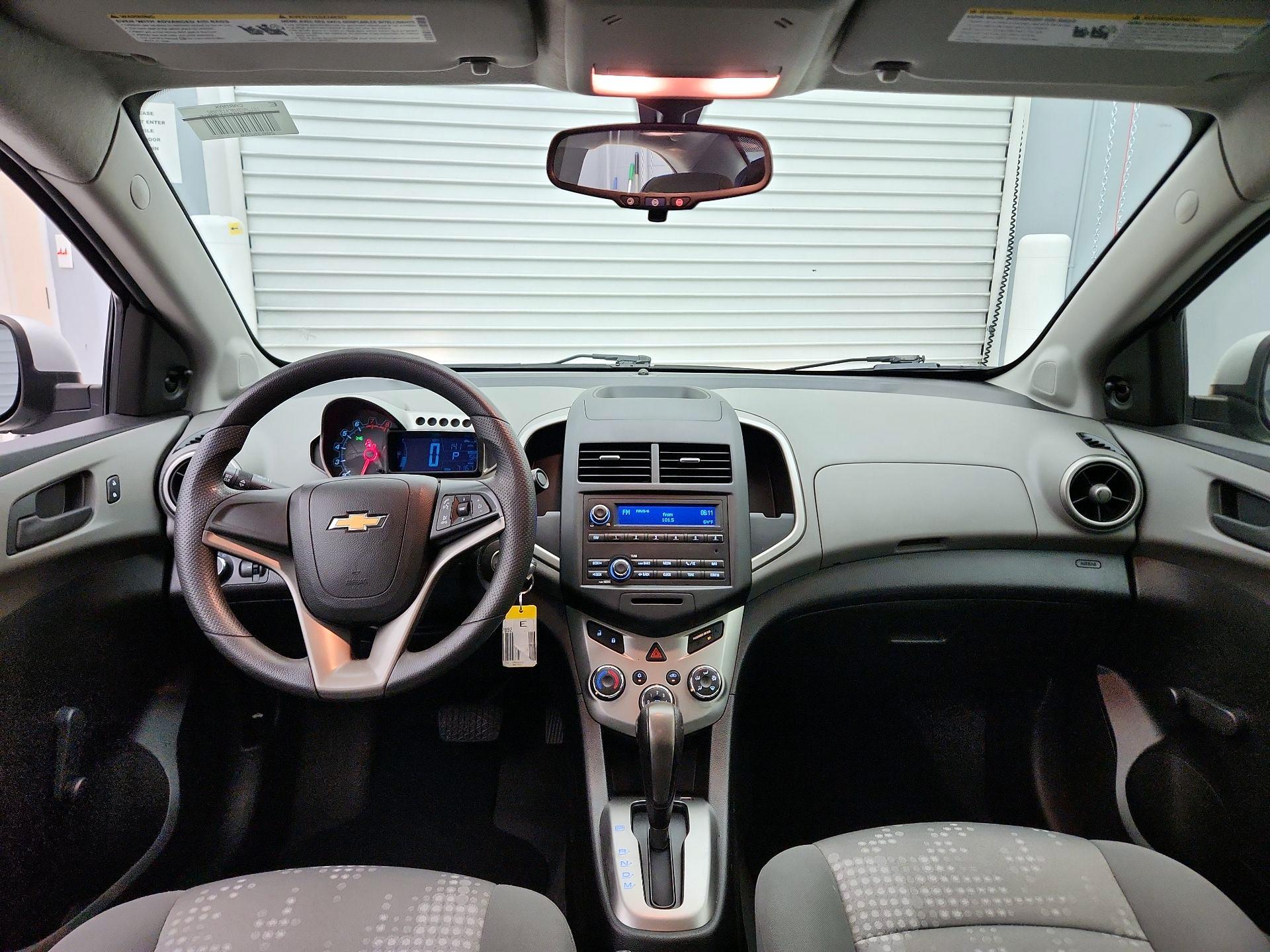Thumbnail: 2015 Chevrolet Sonic - 9