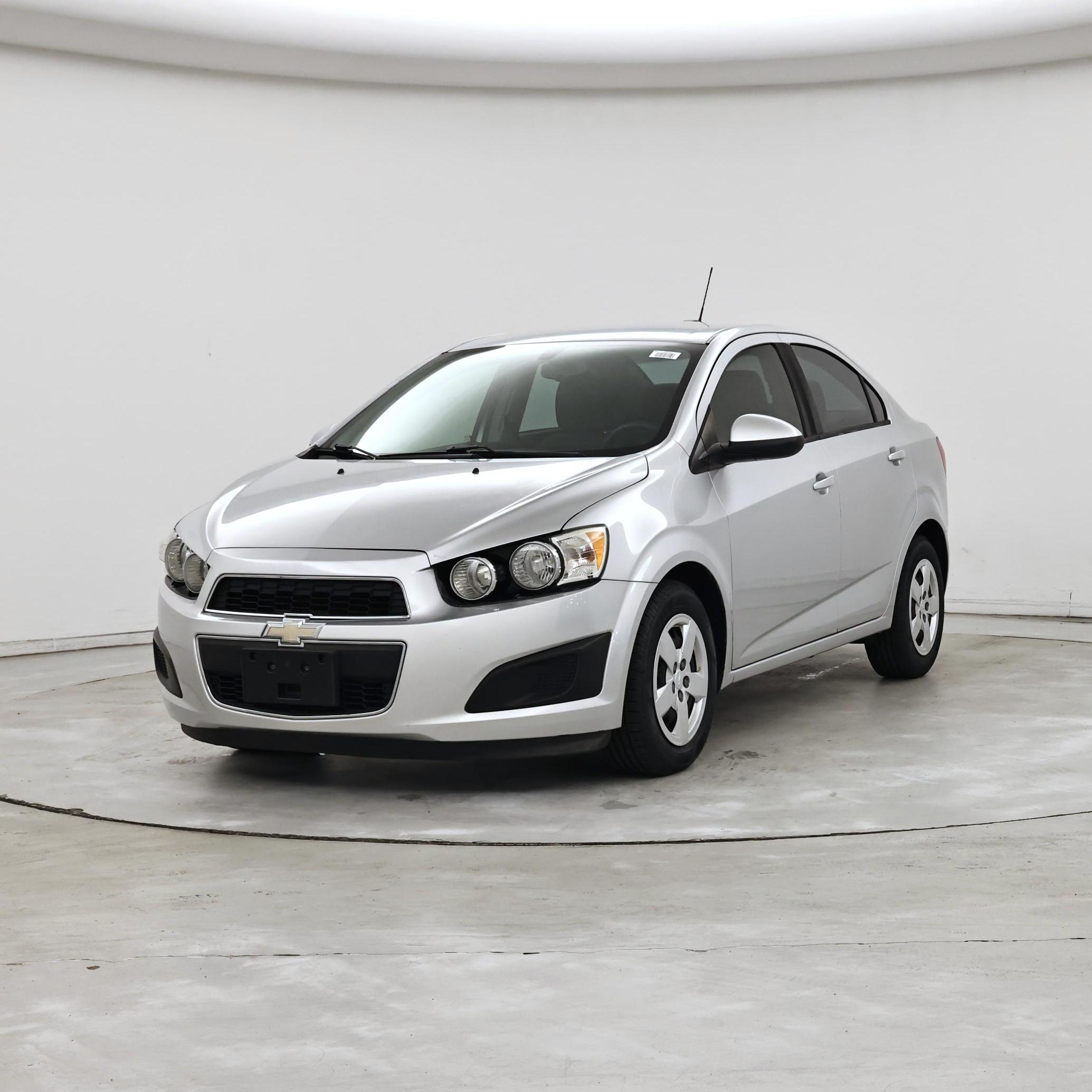 Thumbnail: 2015 Chevrolet Sonic - 4