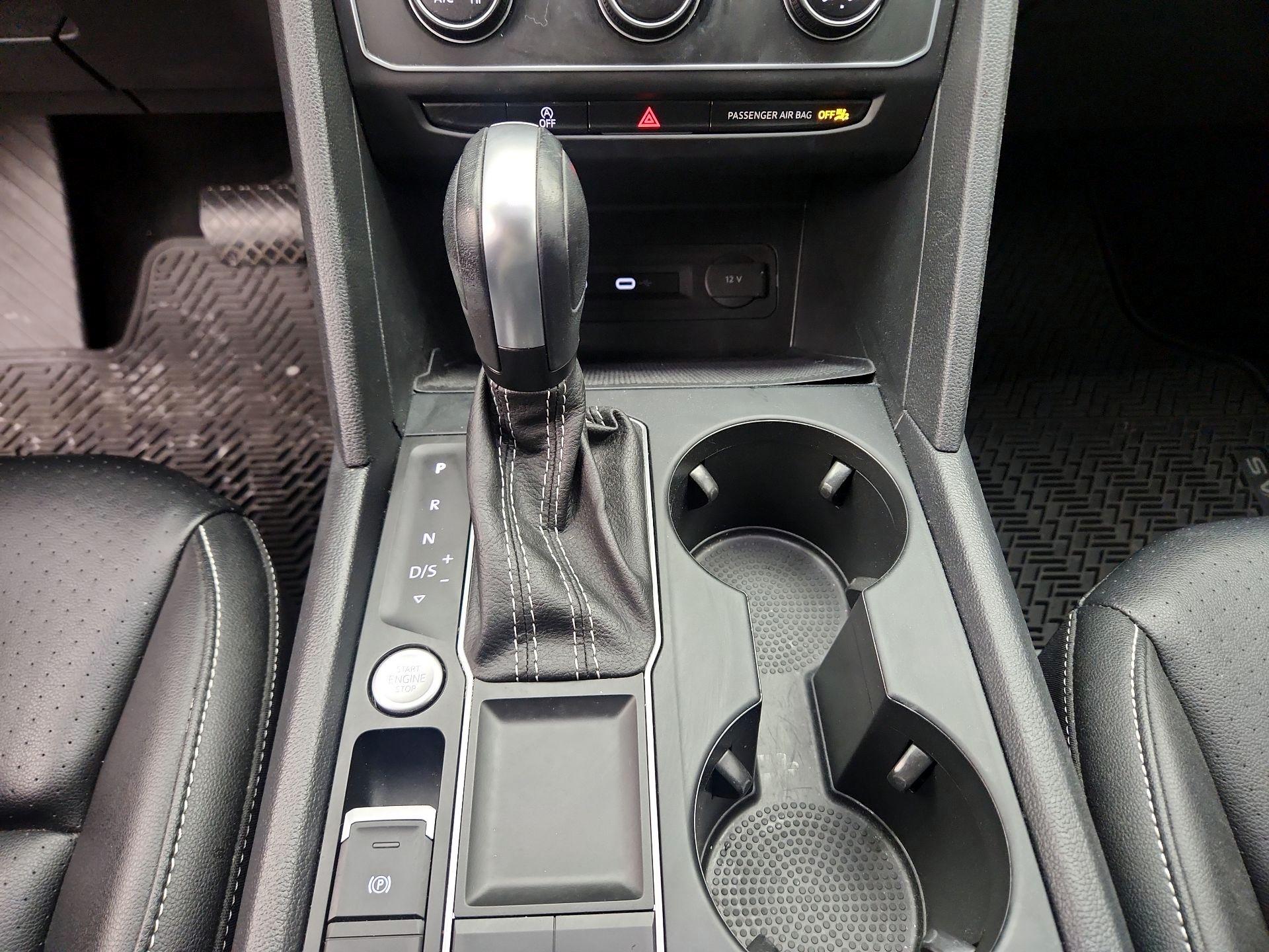 Thumbnail: 2022 Volkswagen Atlas - 17