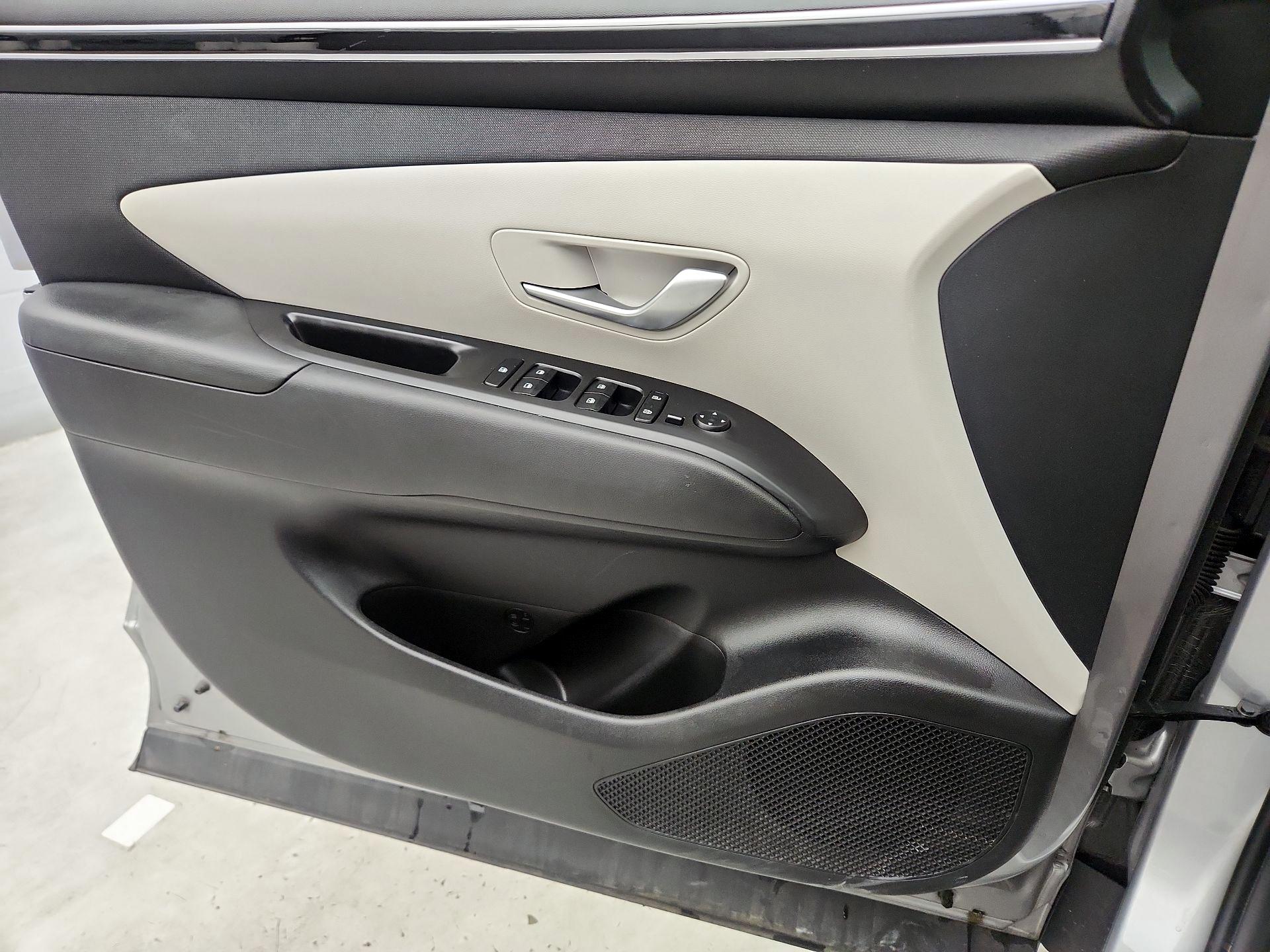 Thumbnail: 2023 Hyundai Tucson - 12