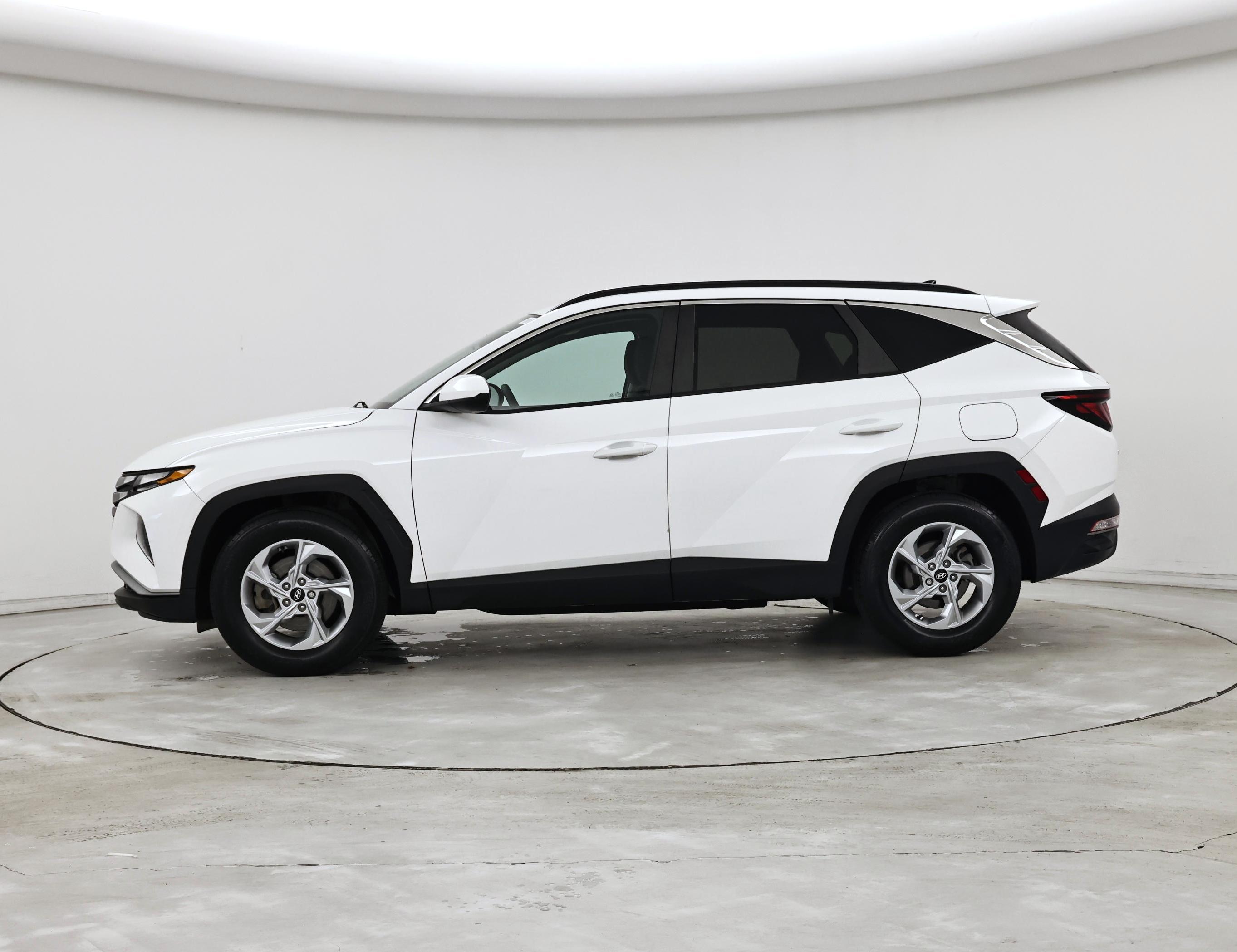 Thumbnail: 2024 Hyundai Tucson - 3