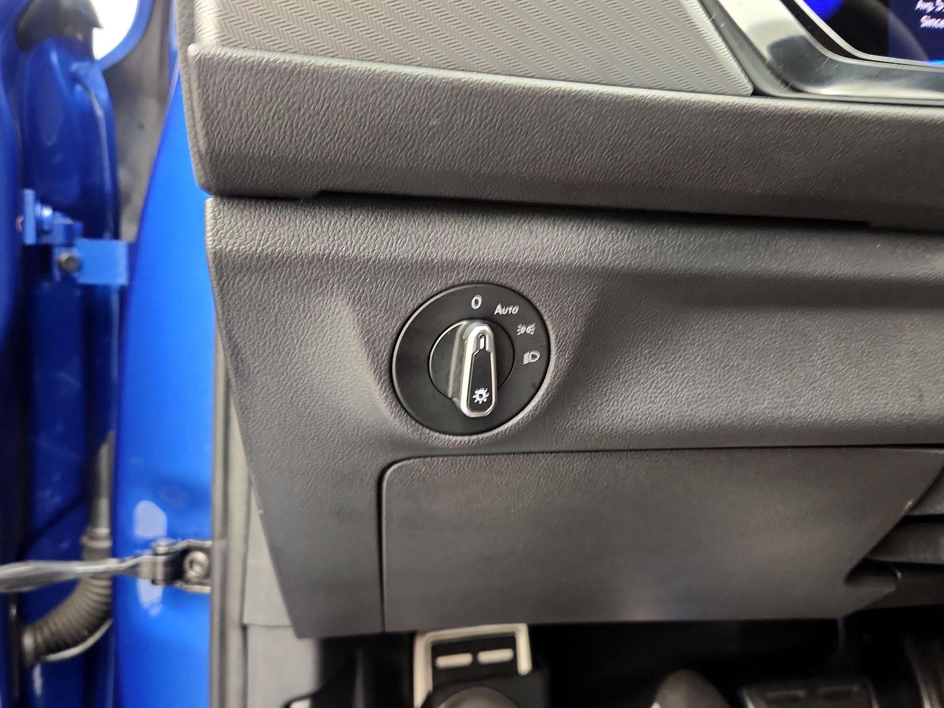 Thumbnail: 2023 Volkswagen Jetta - 13