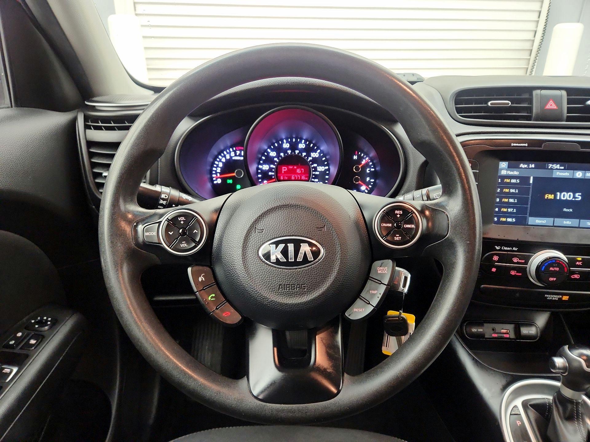 Thumbnail: 2018 Kia Soul - 10
