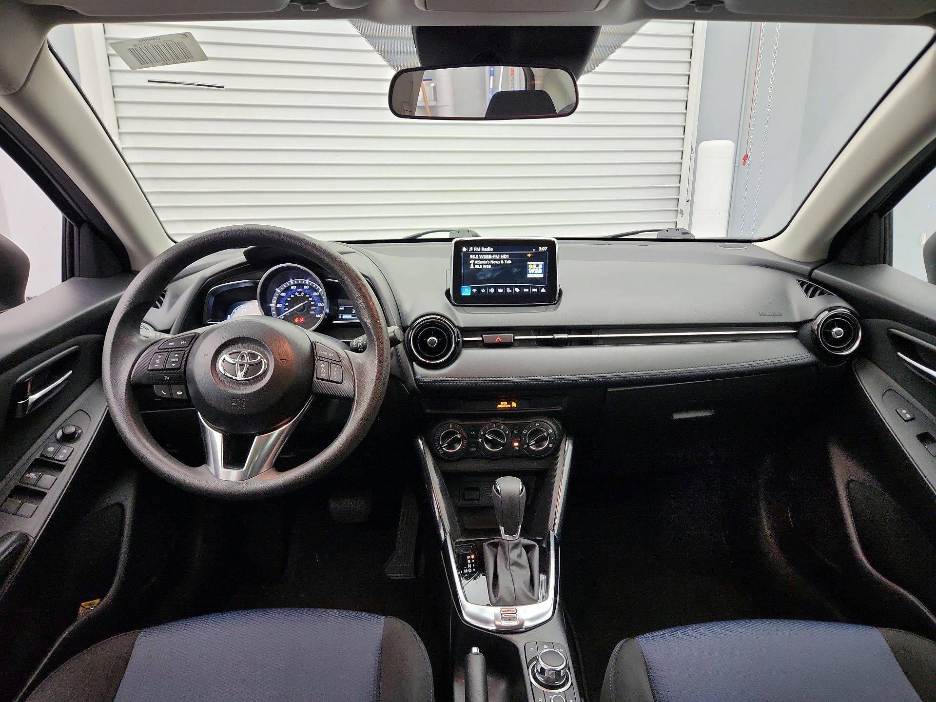 Thumbnail: 2018 Toyota Yaris iA - 9
