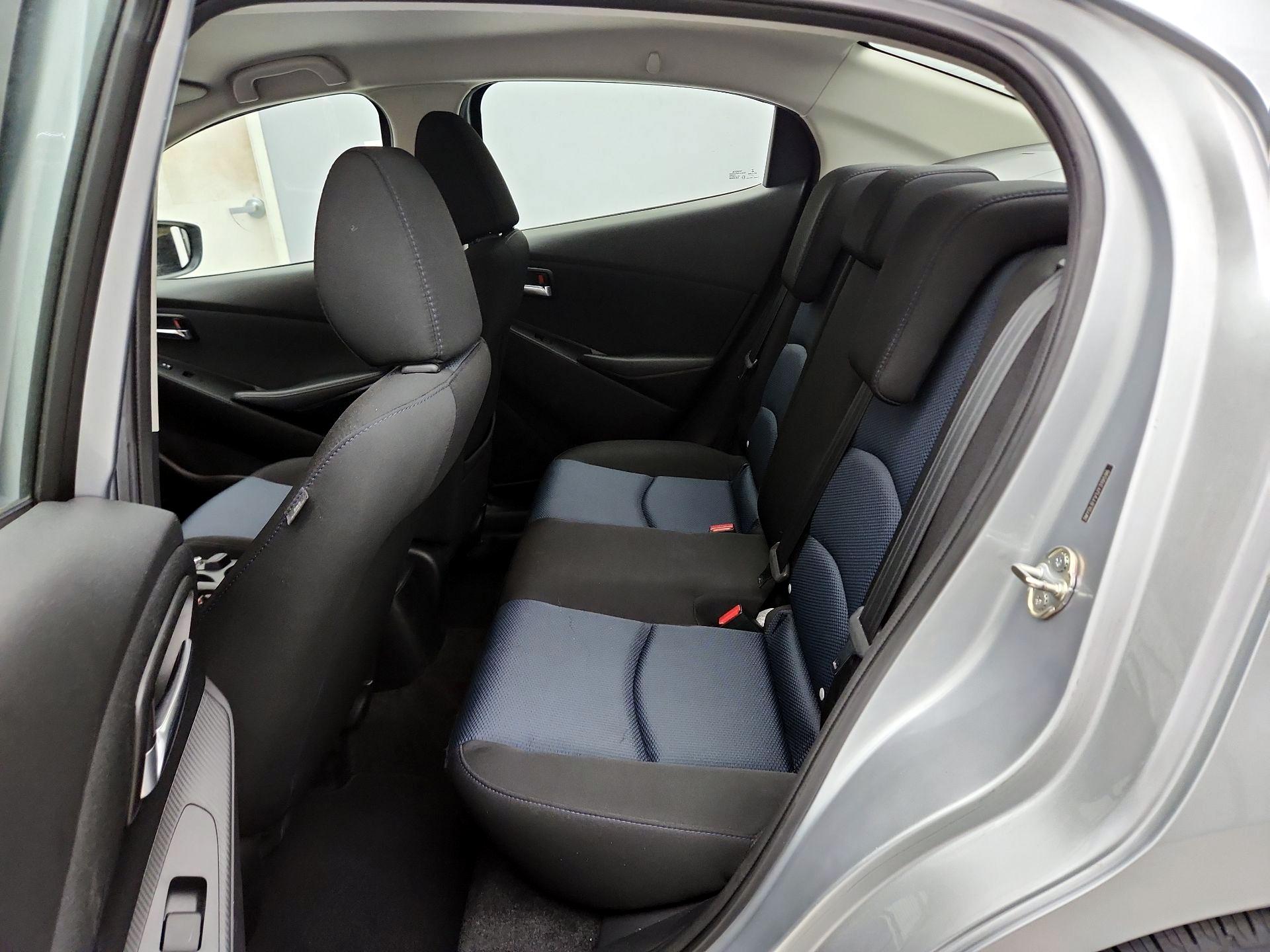 Thumbnail: 2018 Toyota Yaris iA - 19