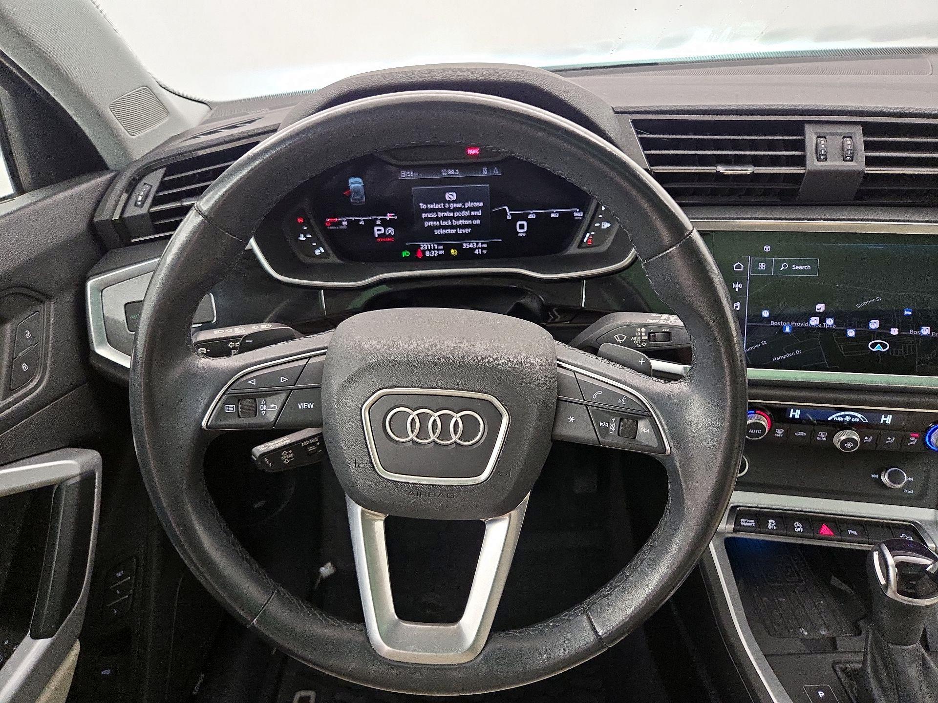 Thumbnail: 2023 Audi Q3 - 10