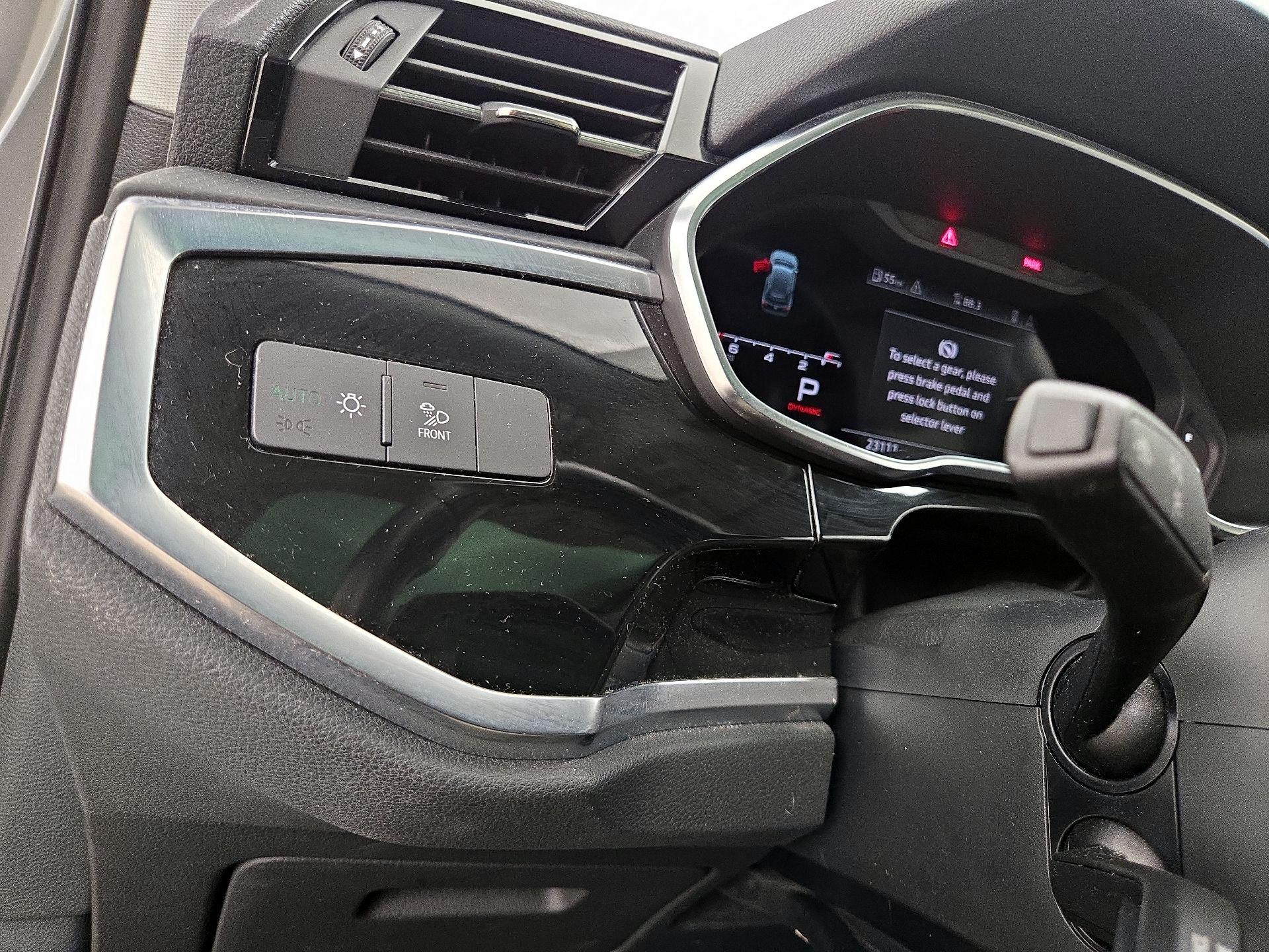 Thumbnail: 2023 Audi Q3 - 13