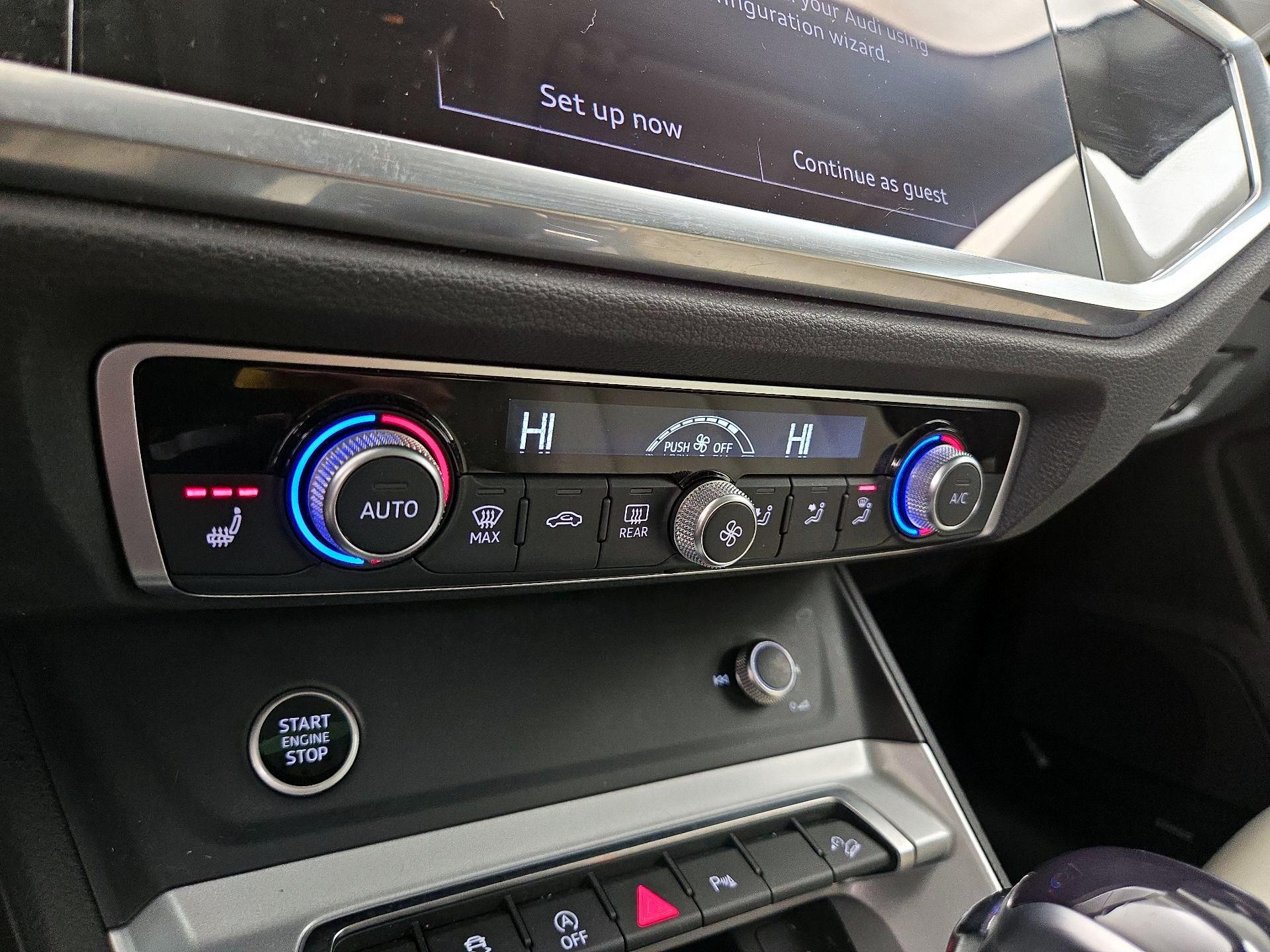 Thumbnail: 2023 Audi Q3 - 17