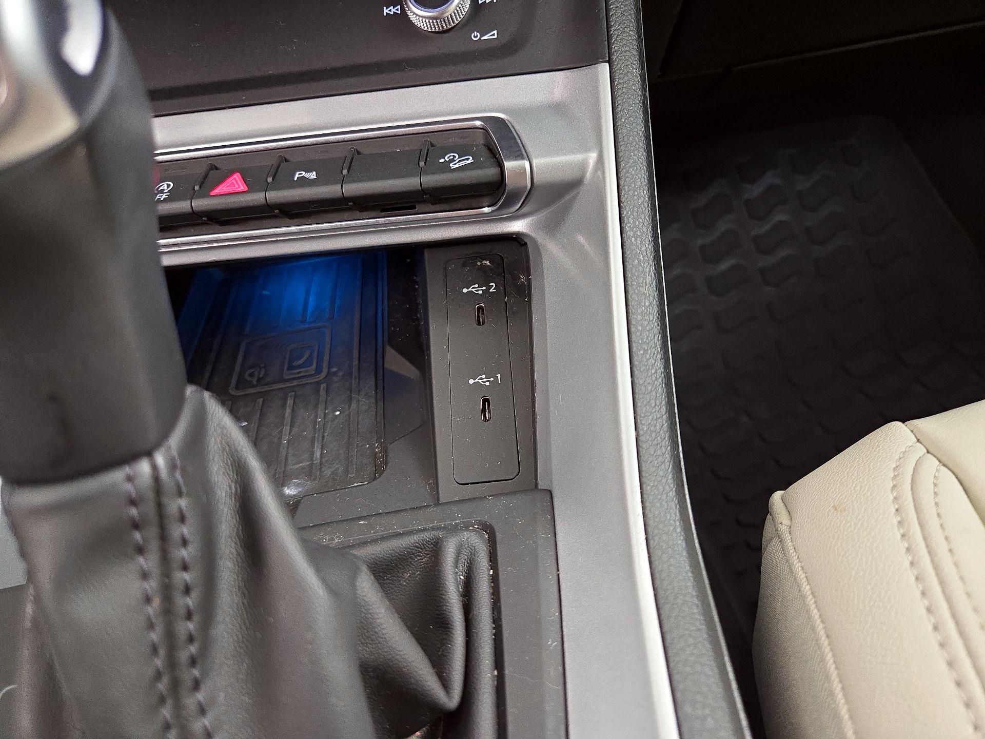 Thumbnail: 2023 Audi Q3 - 19