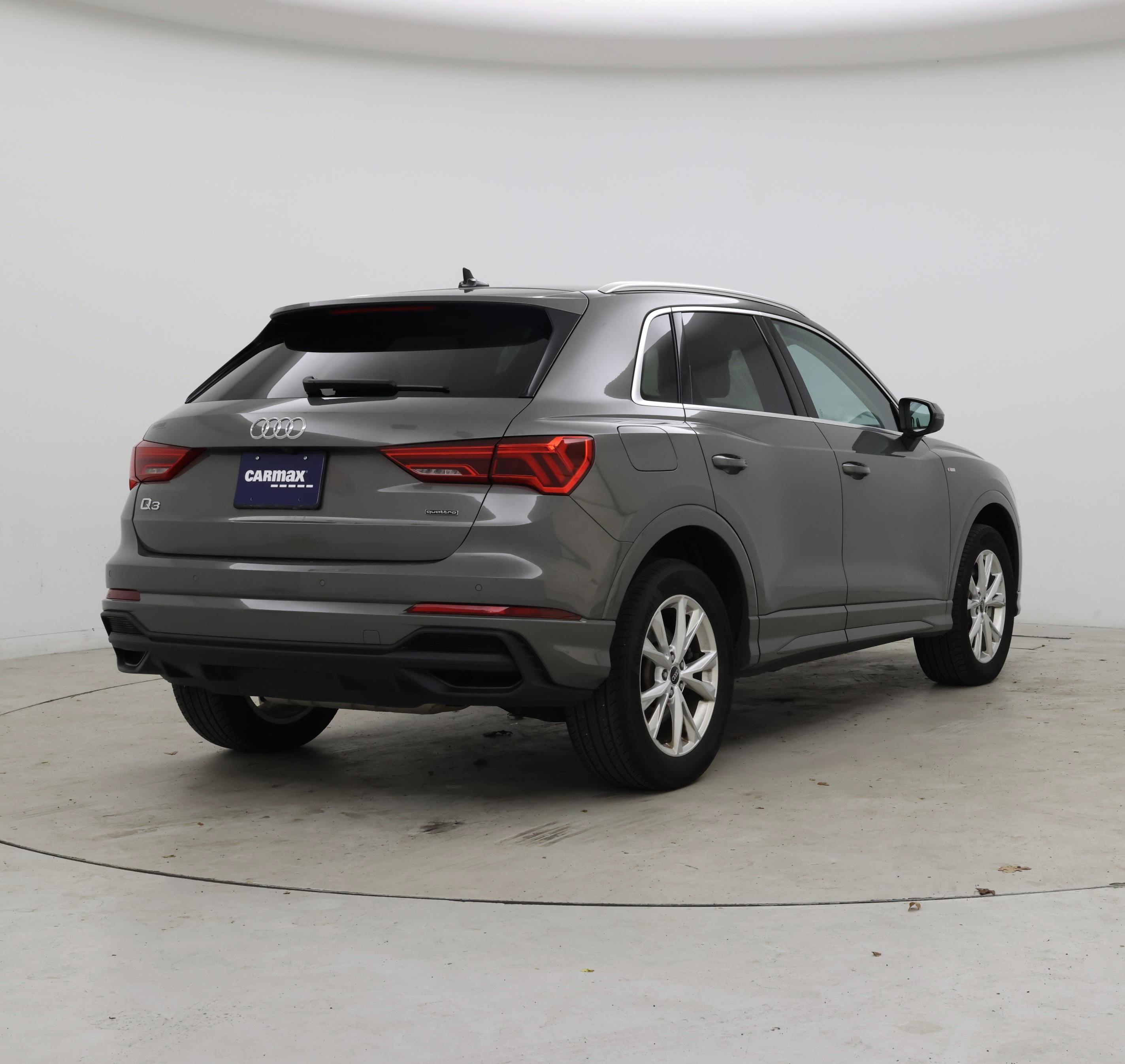 Thumbnail: 2023 Audi Q3 - 8