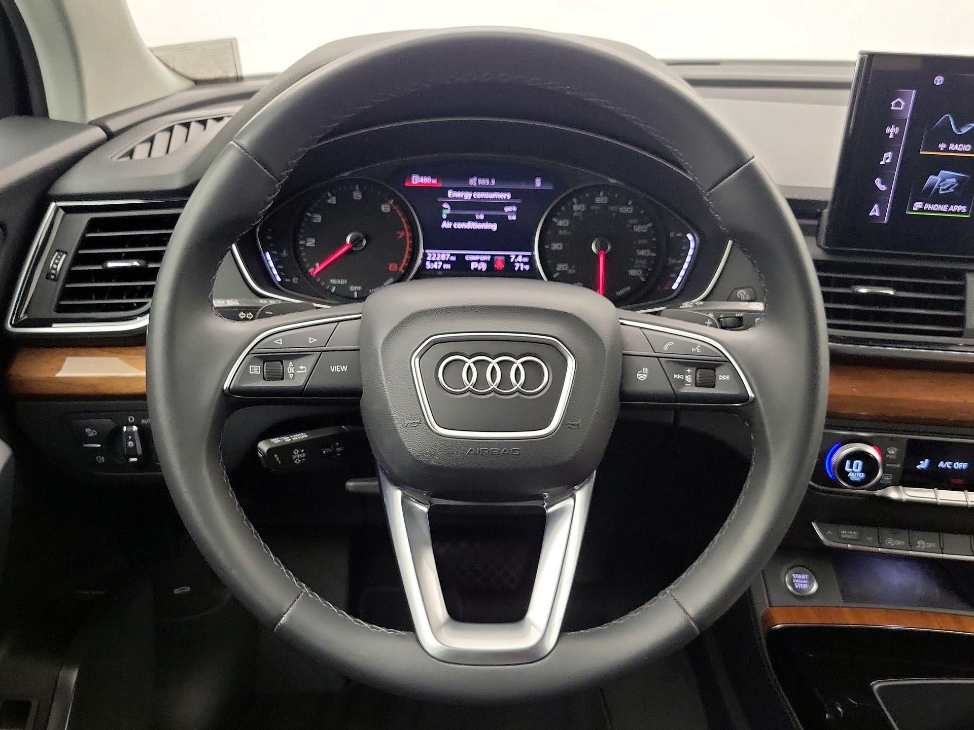 Thumbnail: 2023 Audi Q5 - 10