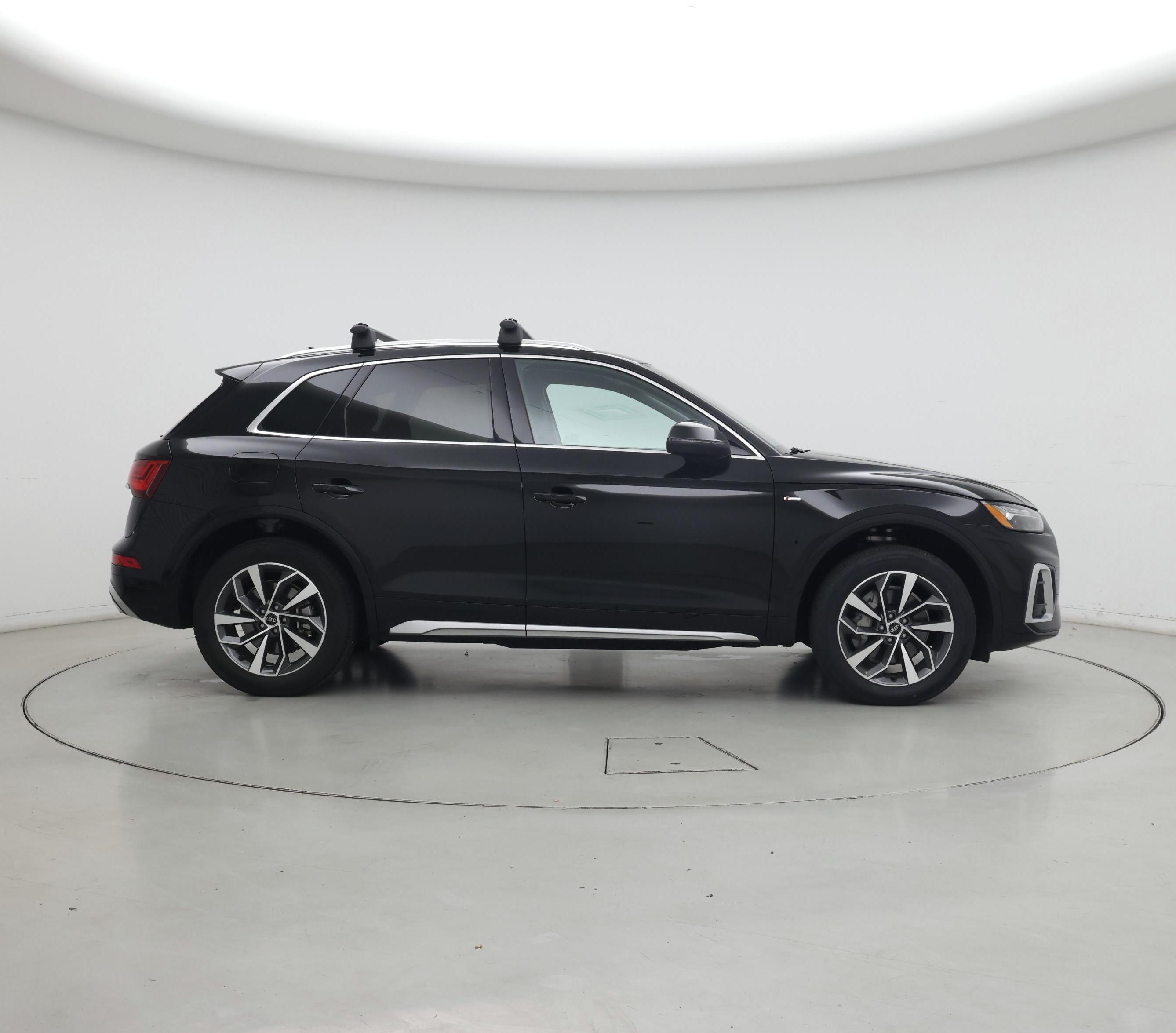 Thumbnail: 2023 Audi Q5 - 7