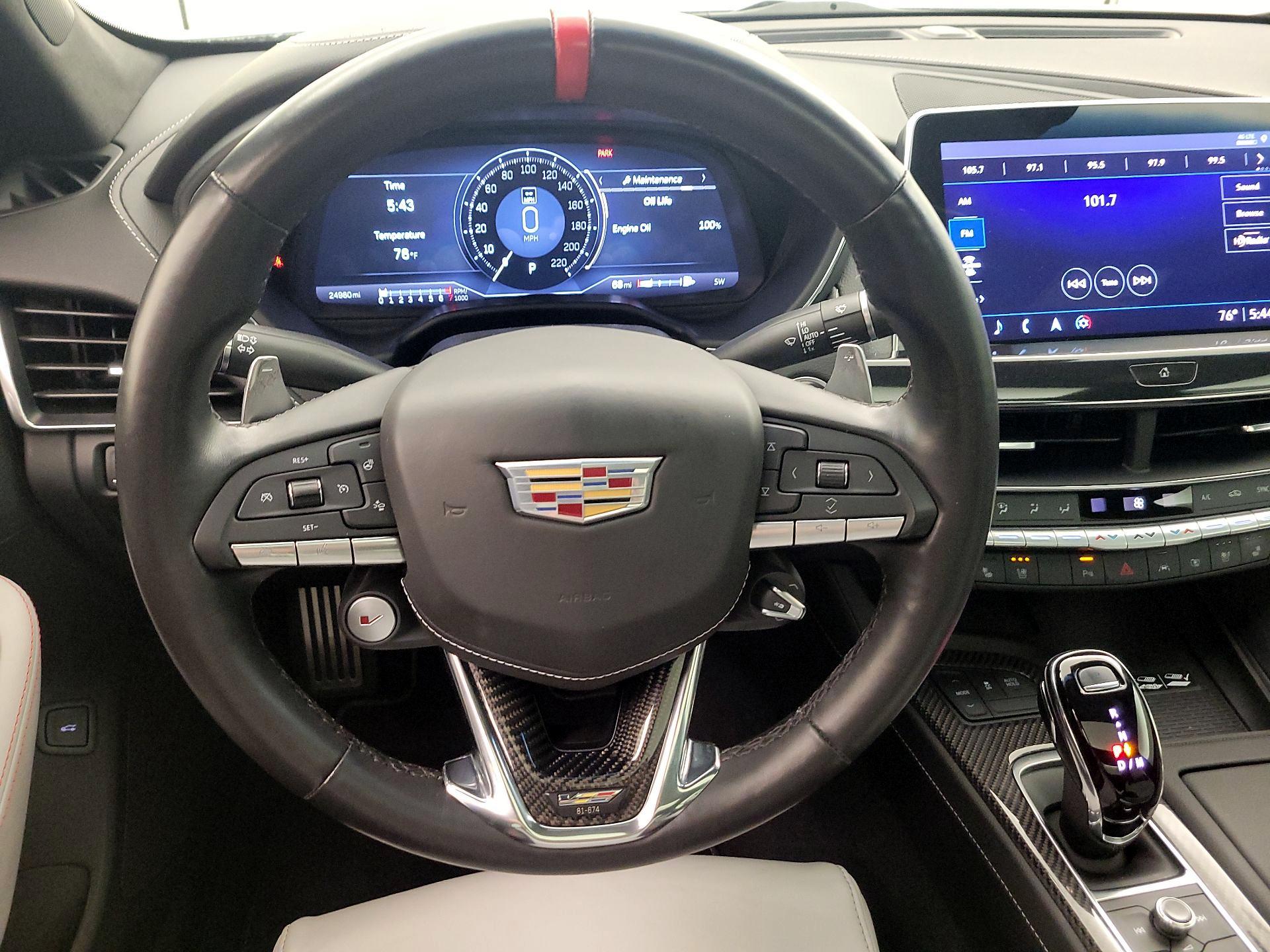 Thumbnail: 2023 Cadillac CT5 - 10