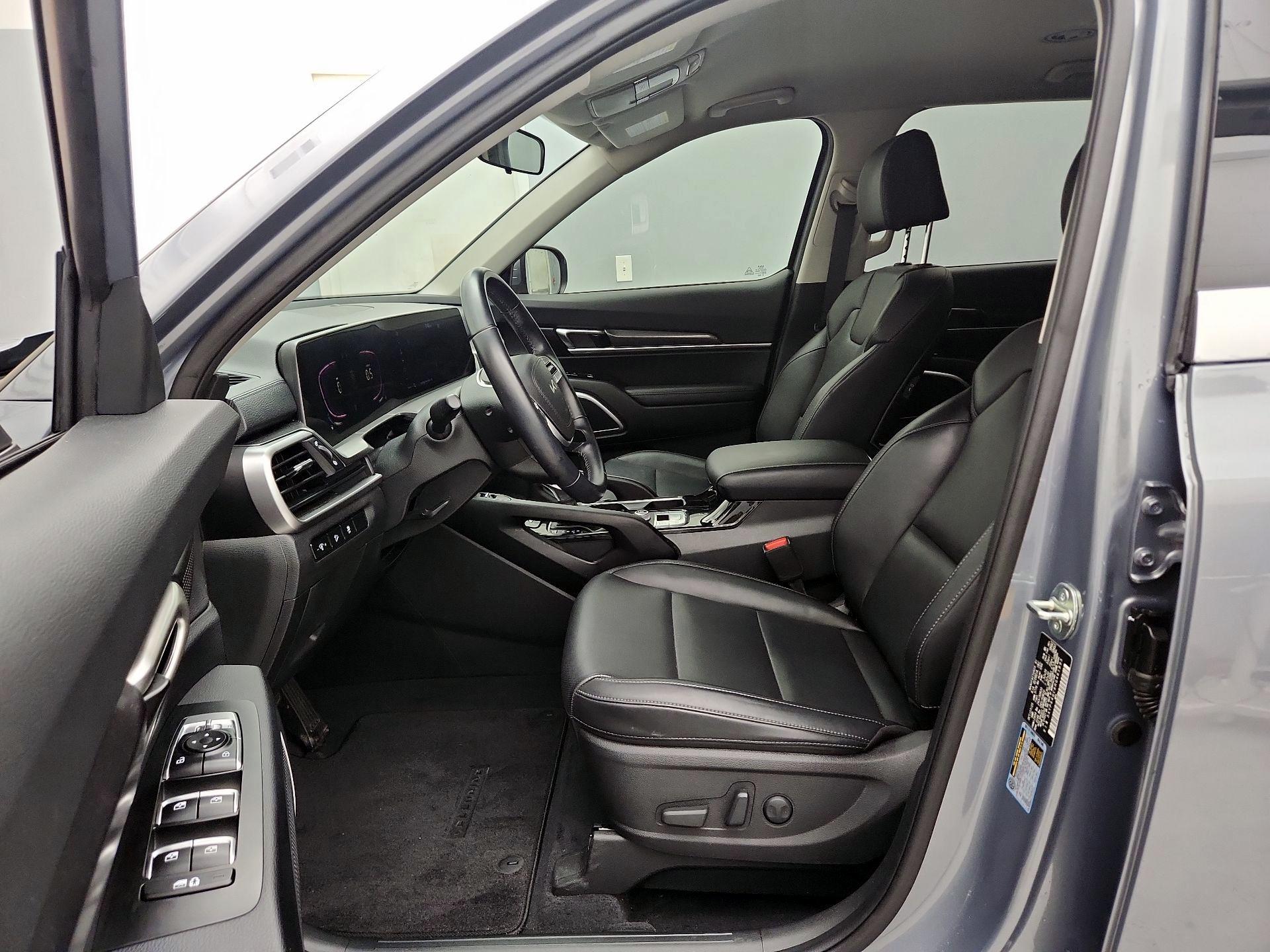 Thumbnail: 2024 Kia Telluride - 11