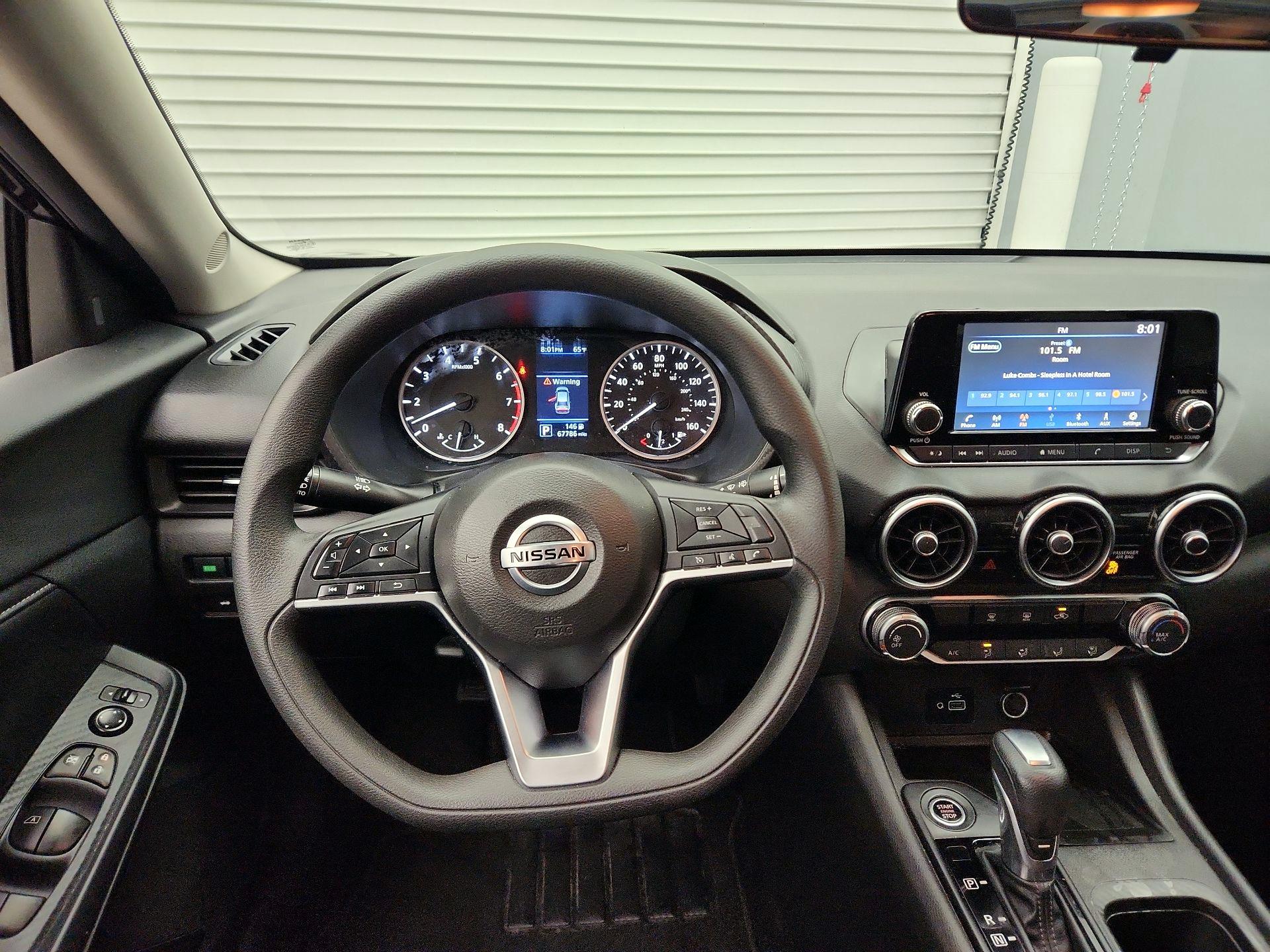 Thumbnail: 2021 Nissan Sentra - 10