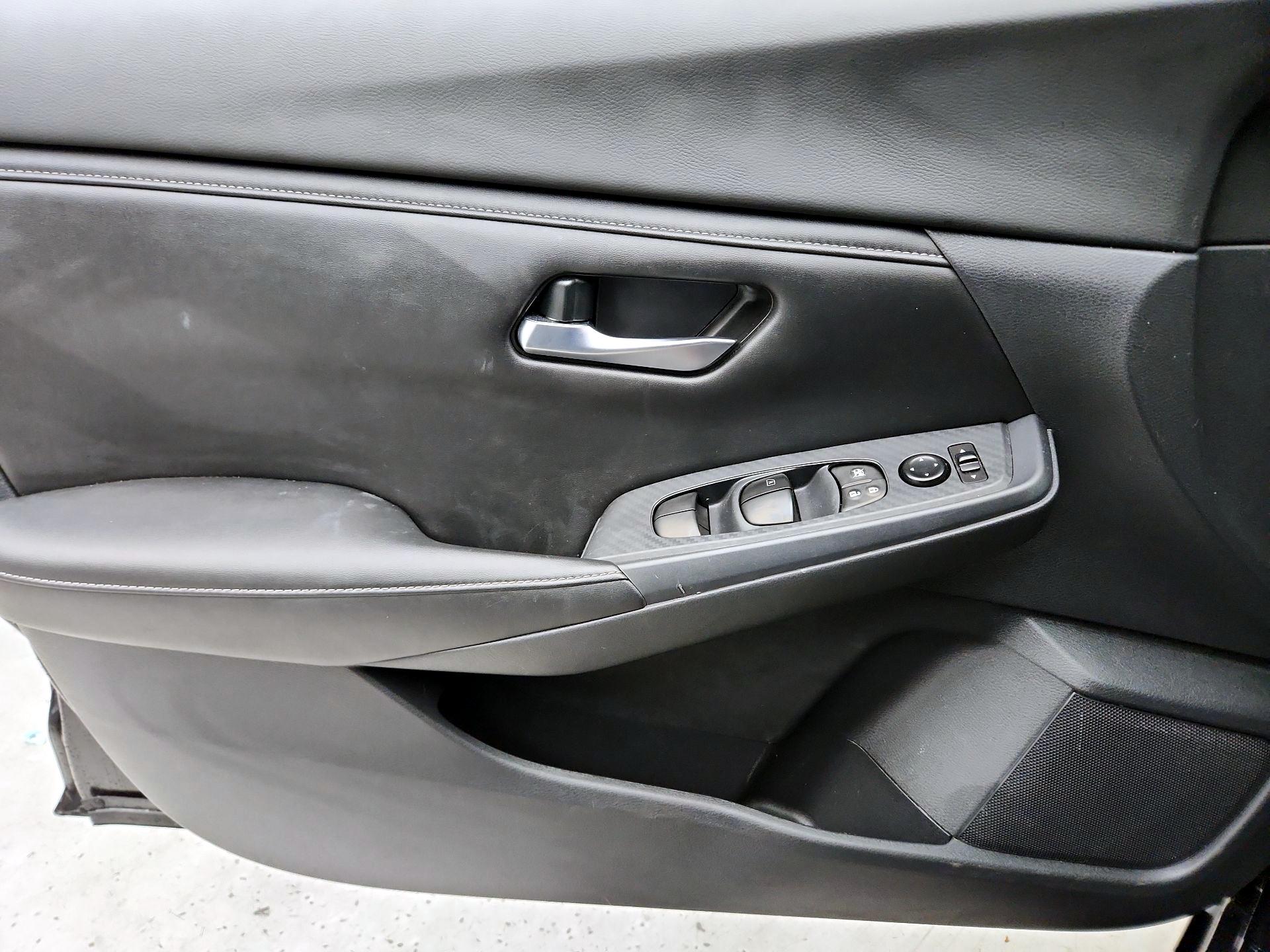 Thumbnail: 2021 Nissan Sentra - 12