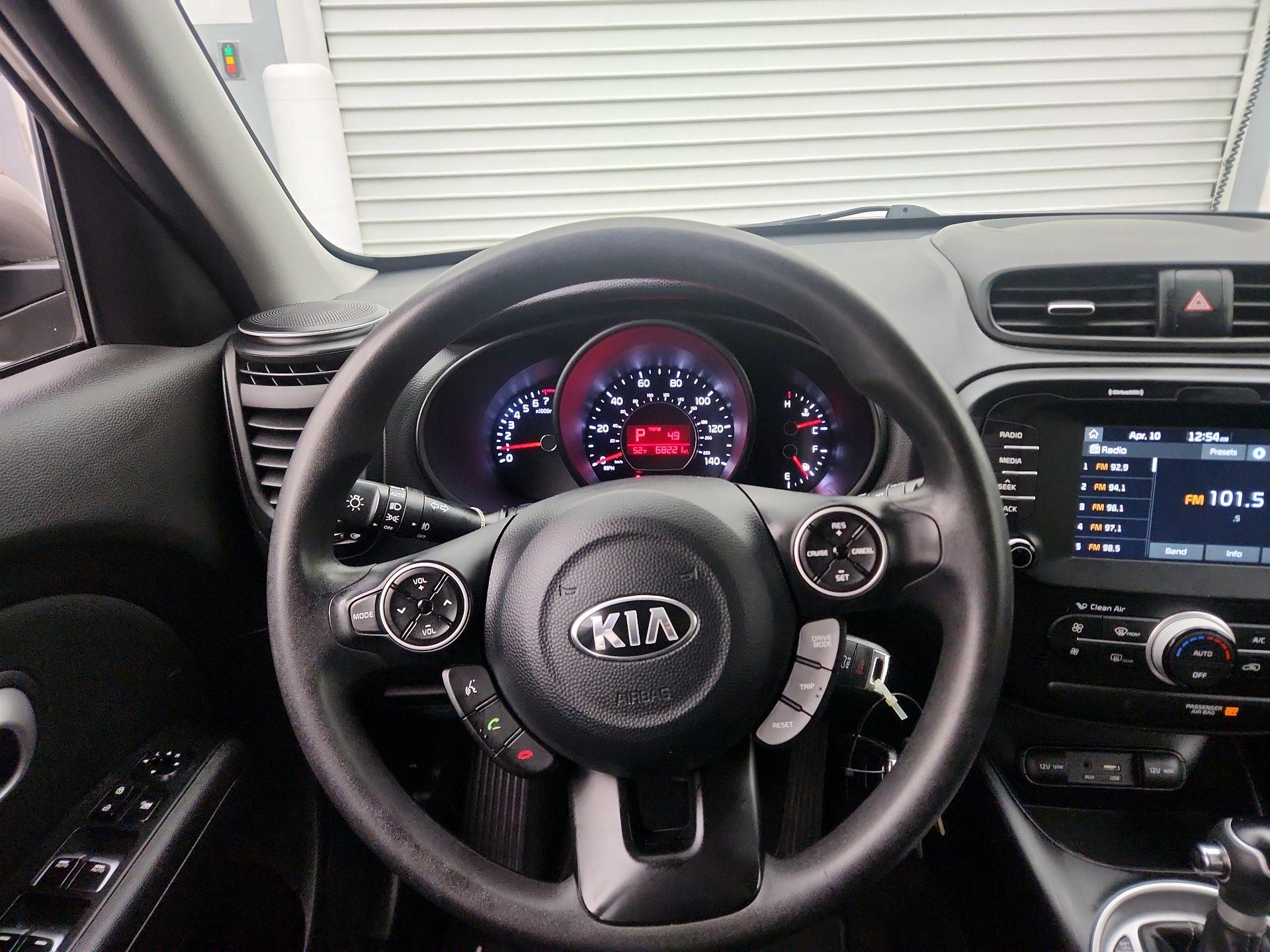 Thumbnail: 2018 Kia Soul - 10