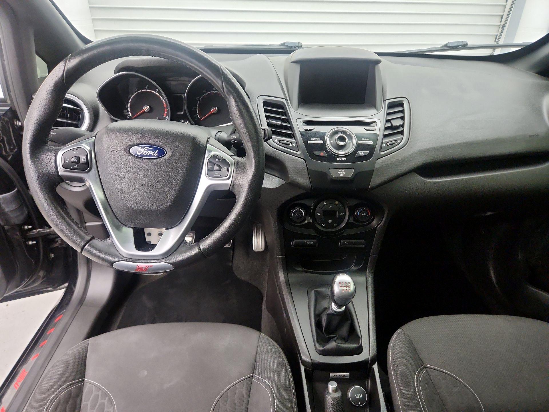 Thumbnail: 2016 Ford Fiesta - 9
