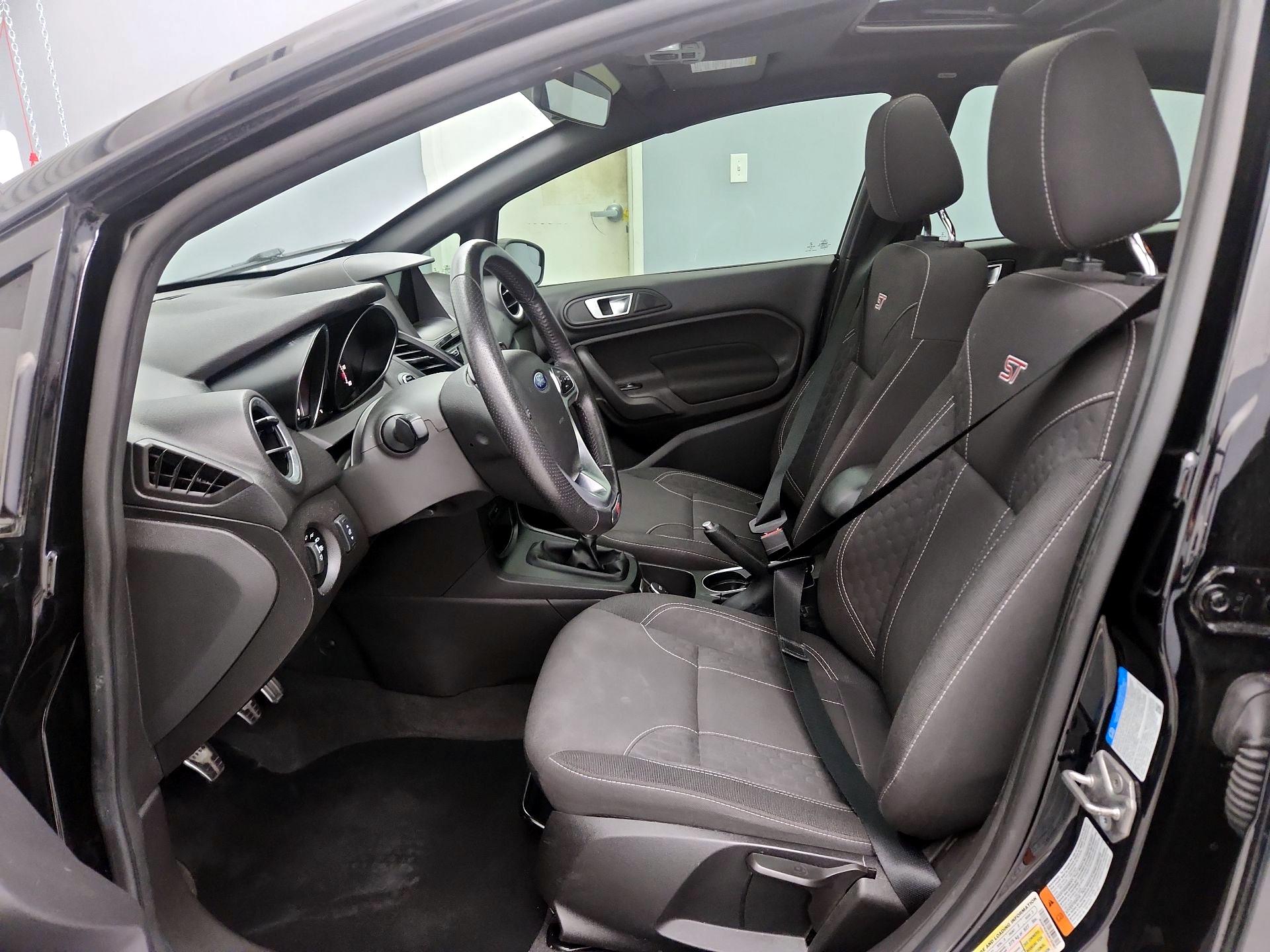 Thumbnail: 2016 Ford Fiesta - 11