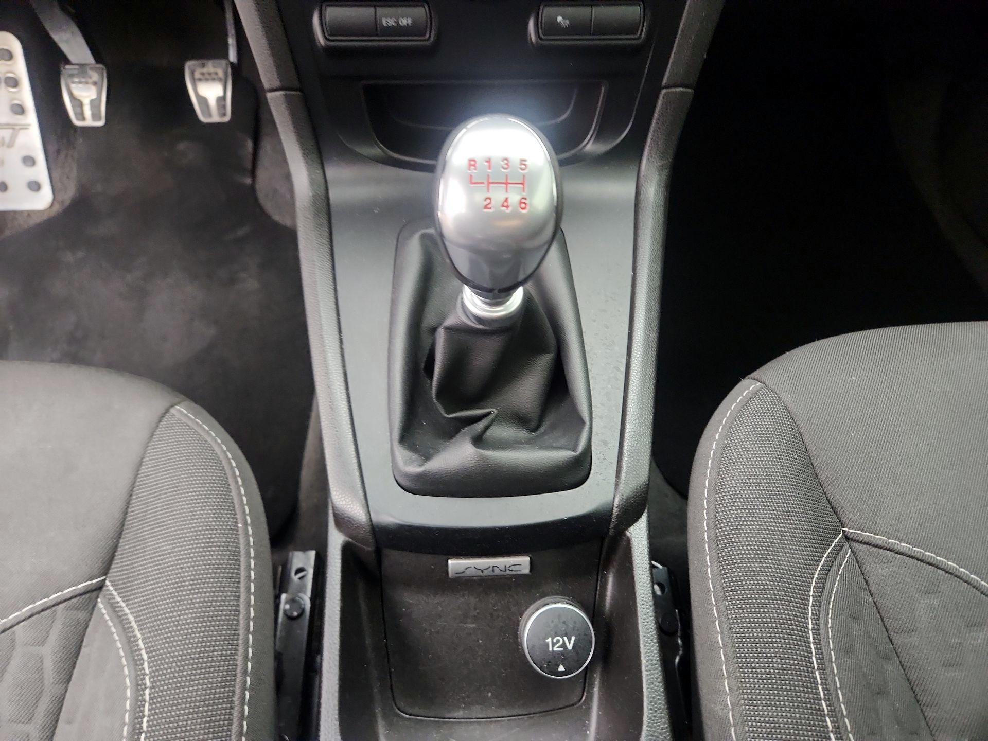 Thumbnail: 2016 Ford Fiesta - 16