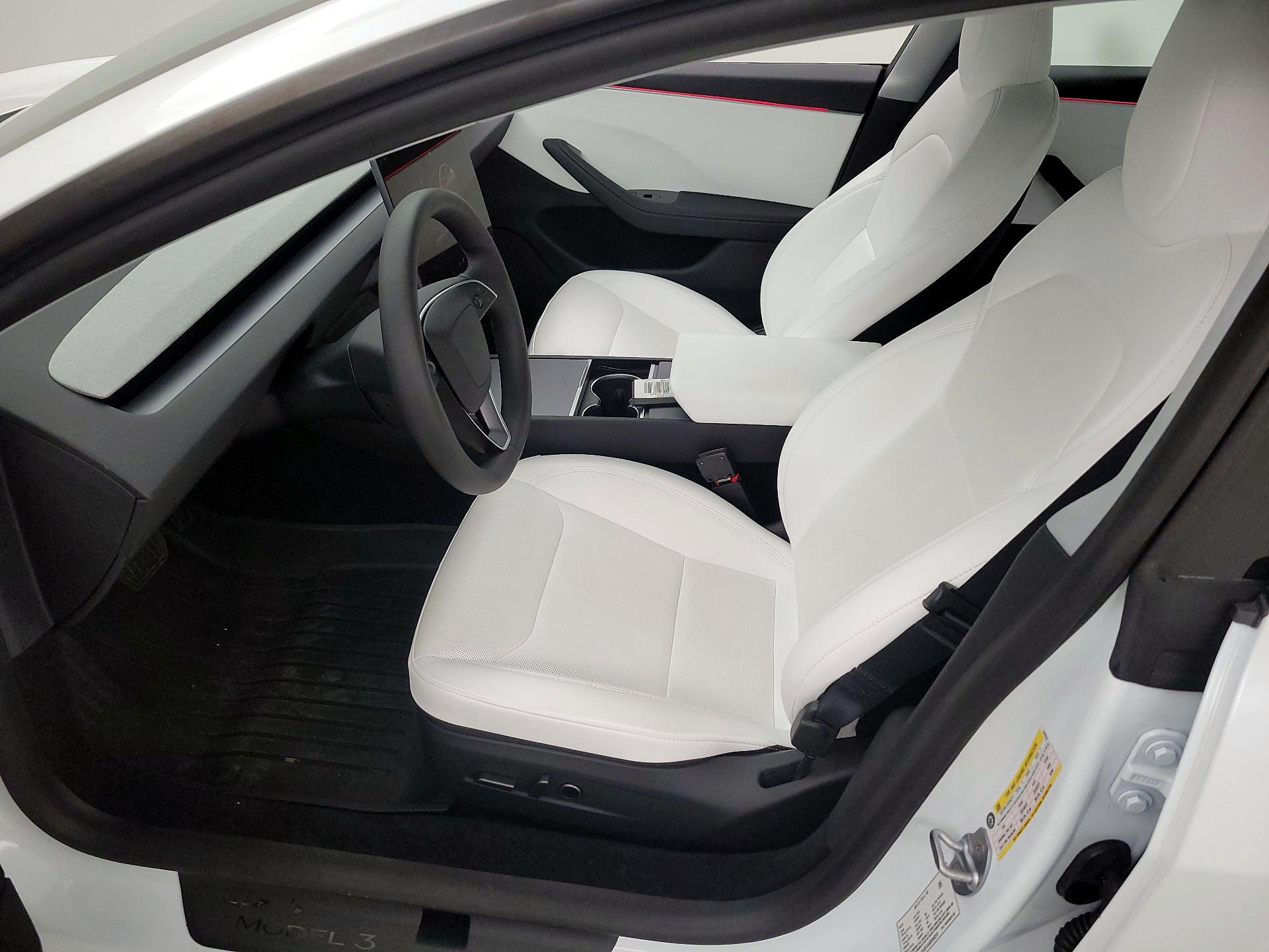 Thumbnail: 2025 Tesla Model 3 - 11