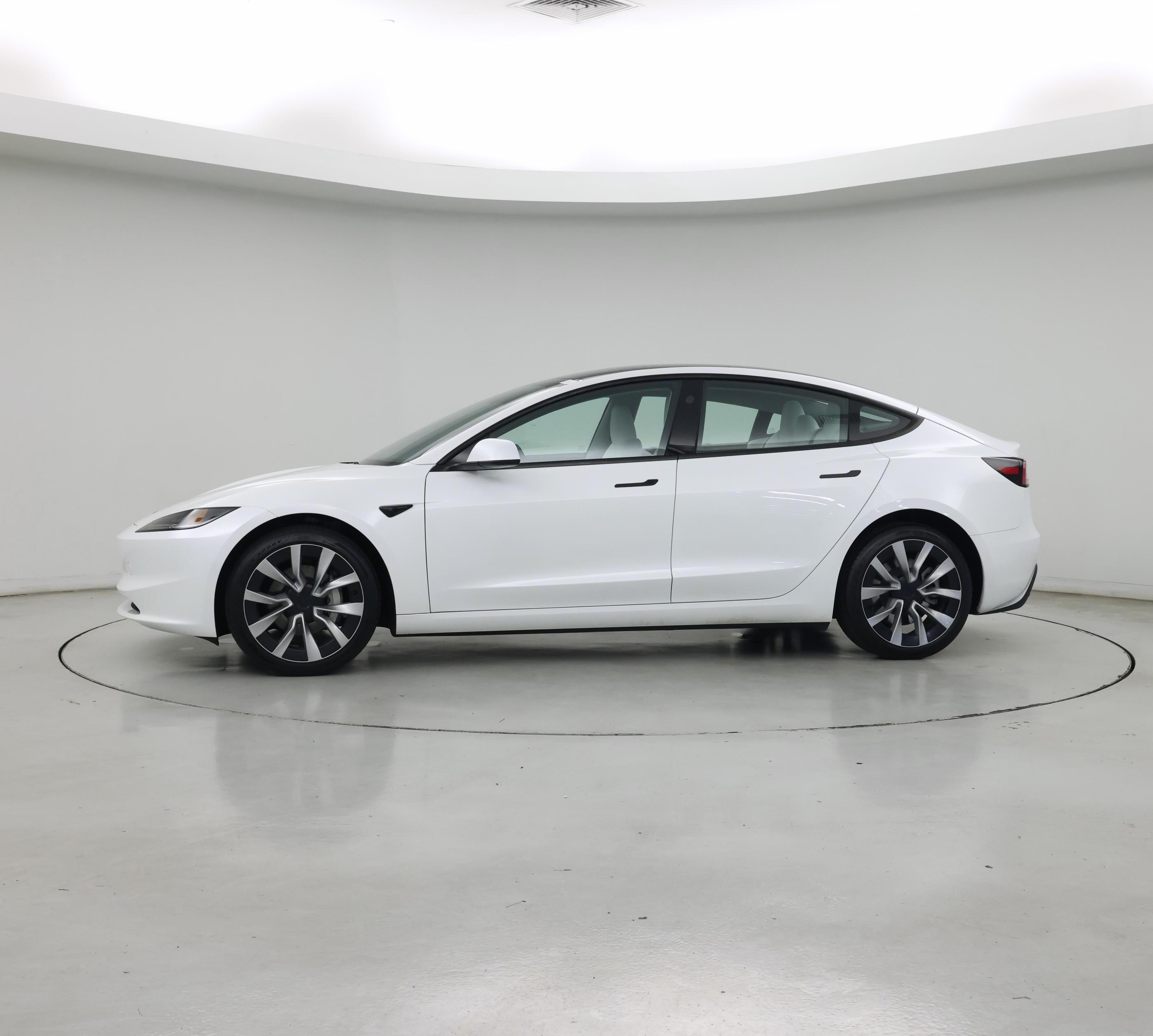 Thumbnail: 2025 Tesla Model 3 - 3