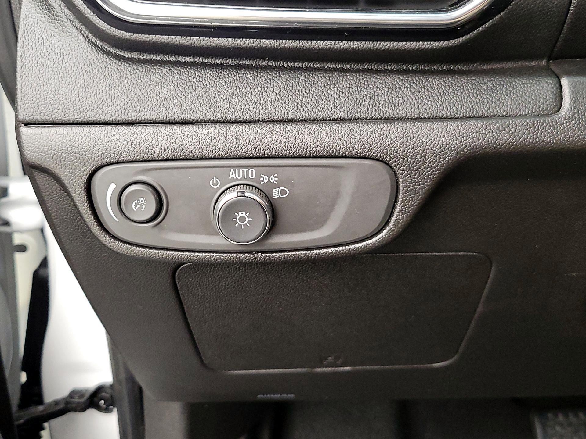 Thumbnail: 2023 Chevrolet Bolt EV - 13