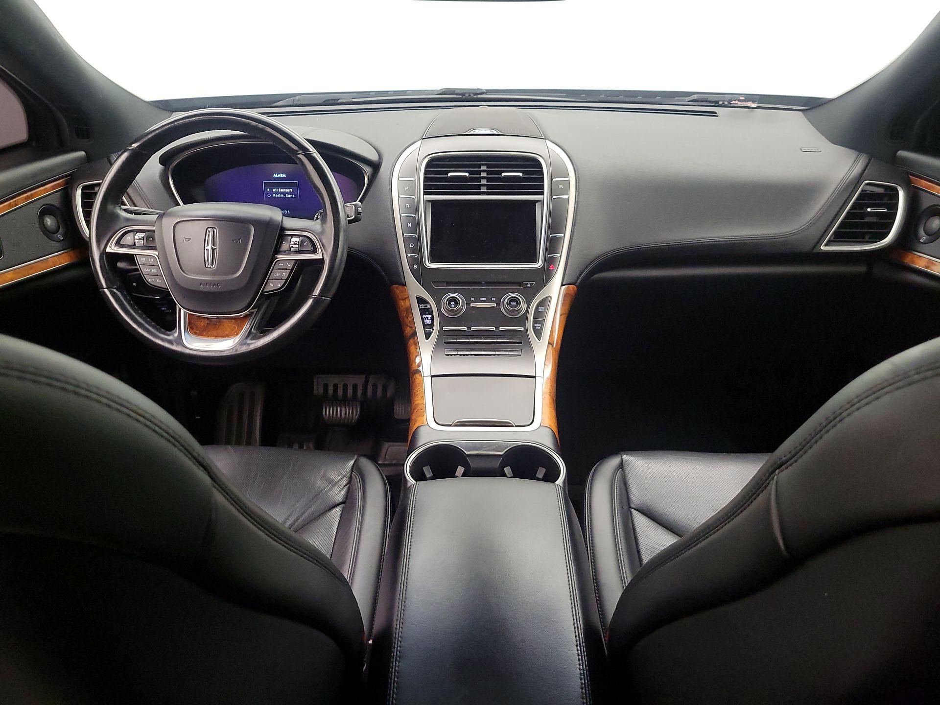 Thumbnail: 2019 Lincoln Nautilus - 9