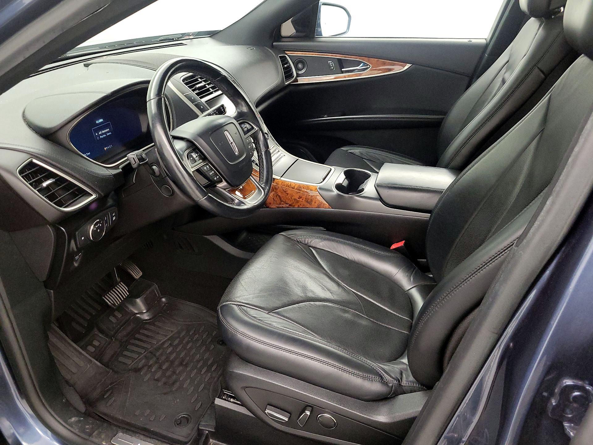Thumbnail: 2019 Lincoln Nautilus - 11