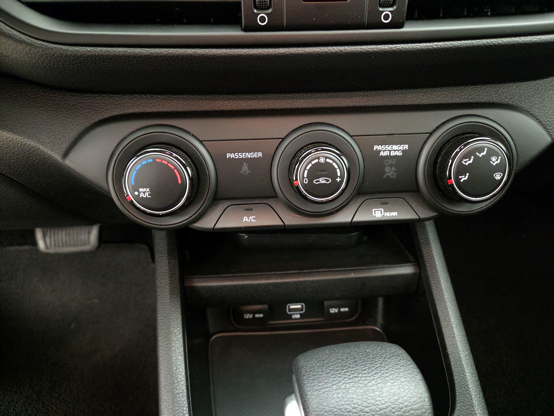 Thumbnail: 2023 Kia Forte - 15