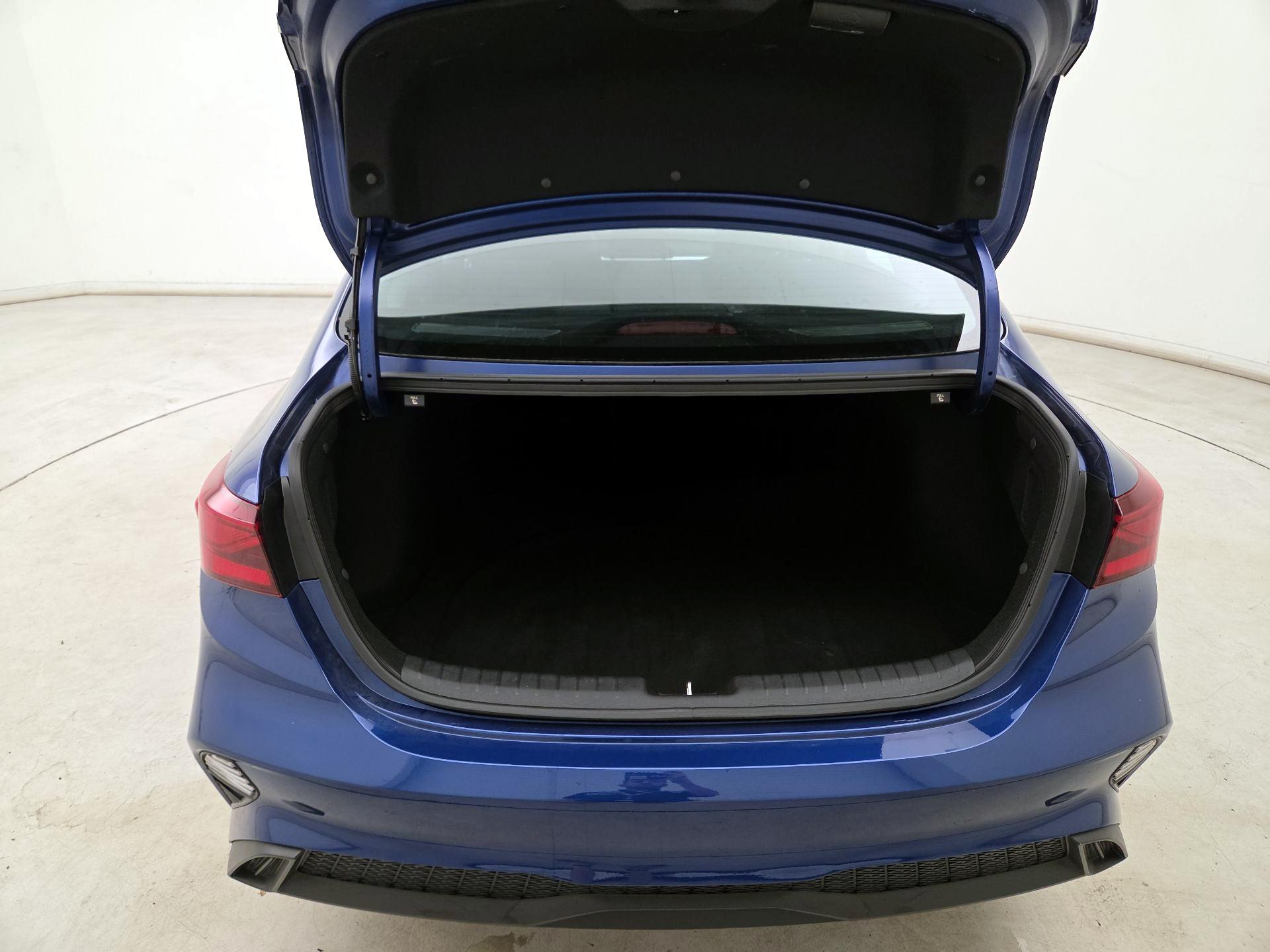 Thumbnail: 2023 Kia Forte - 19