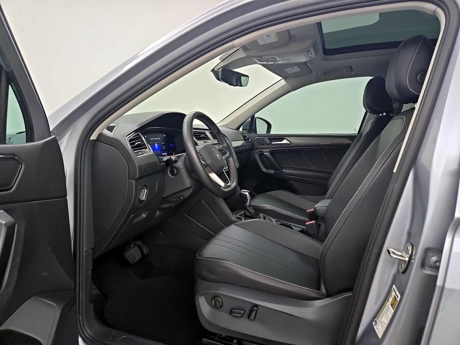 Thumbnail: 2024 Volkswagen Tiguan - 11